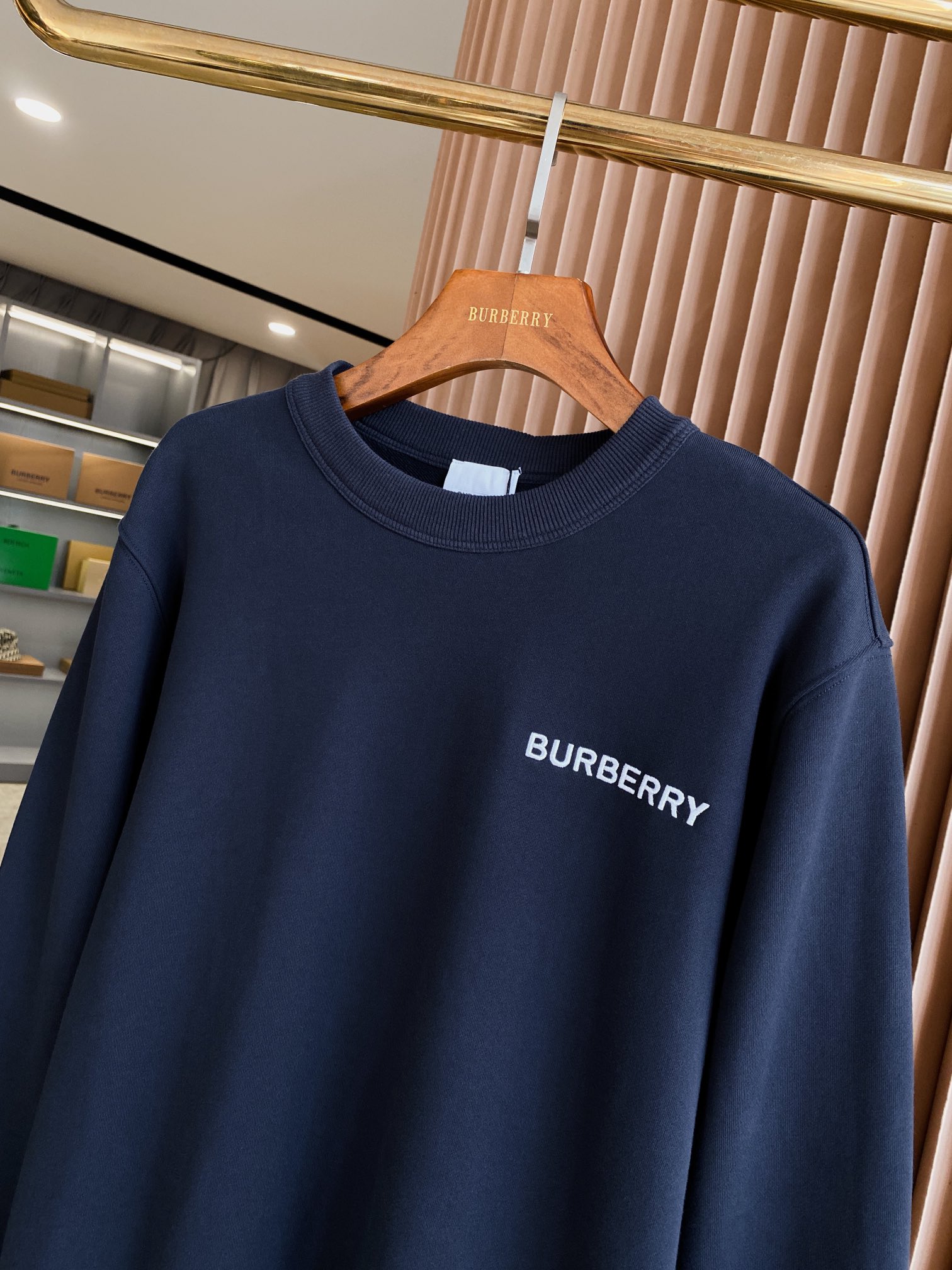 Burberry Unisex Sweatshirt Size S-XXL