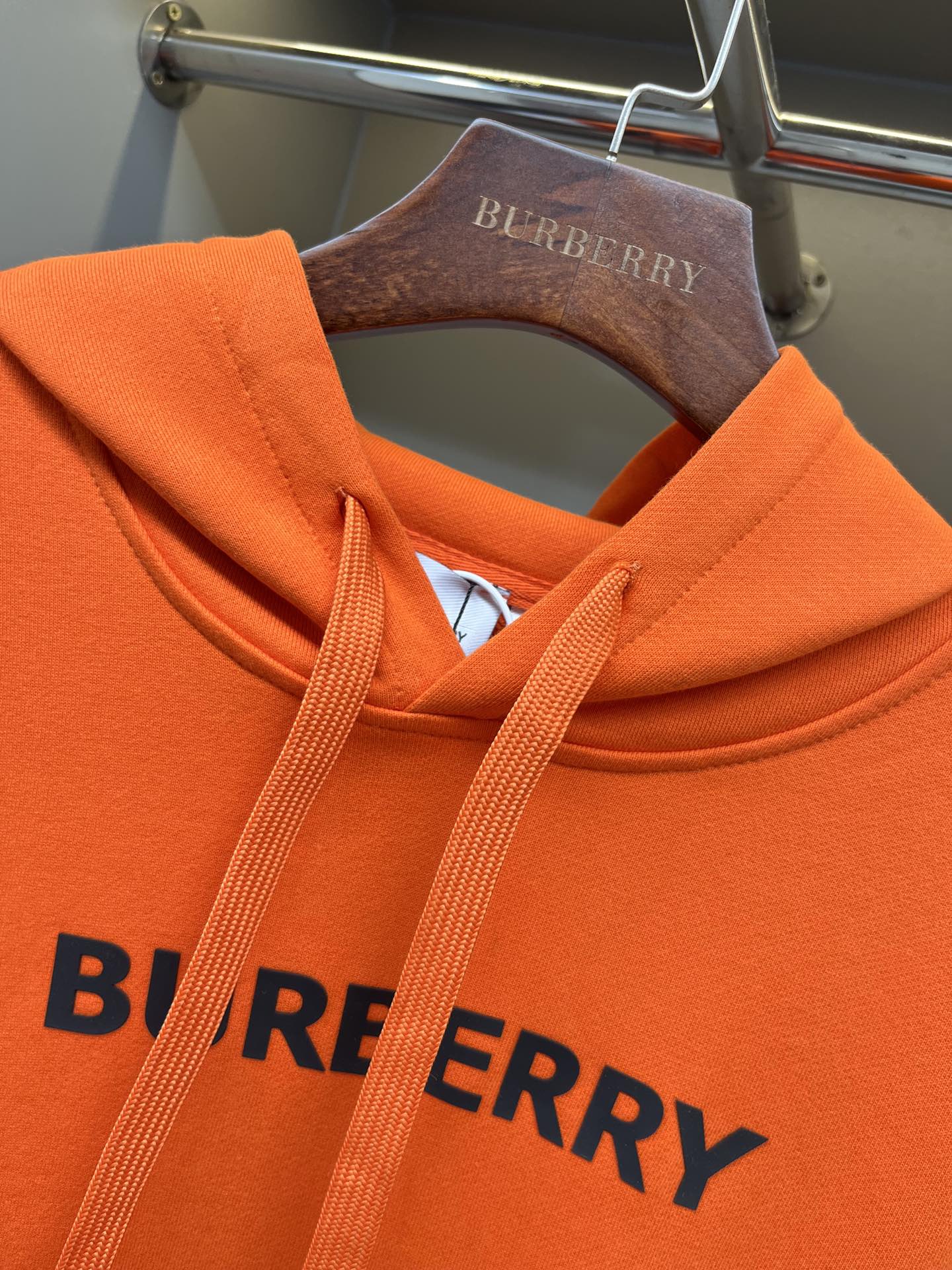 Burberry Unisex Sweatshirt Size S-XXL