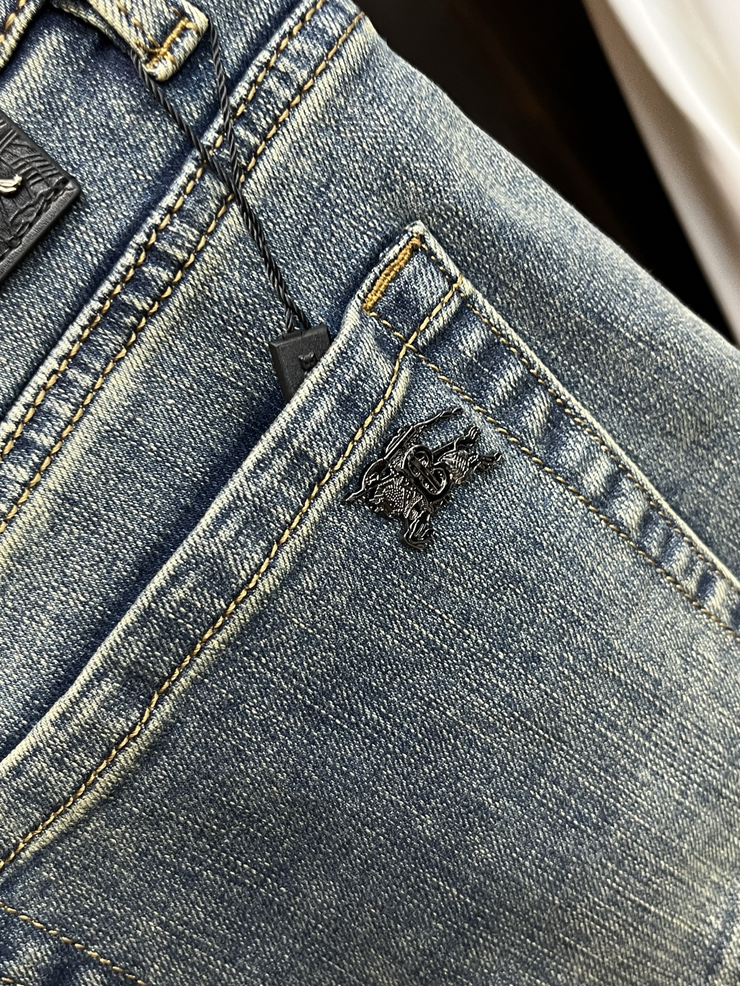 Burberry Jeans Men Size 29-38