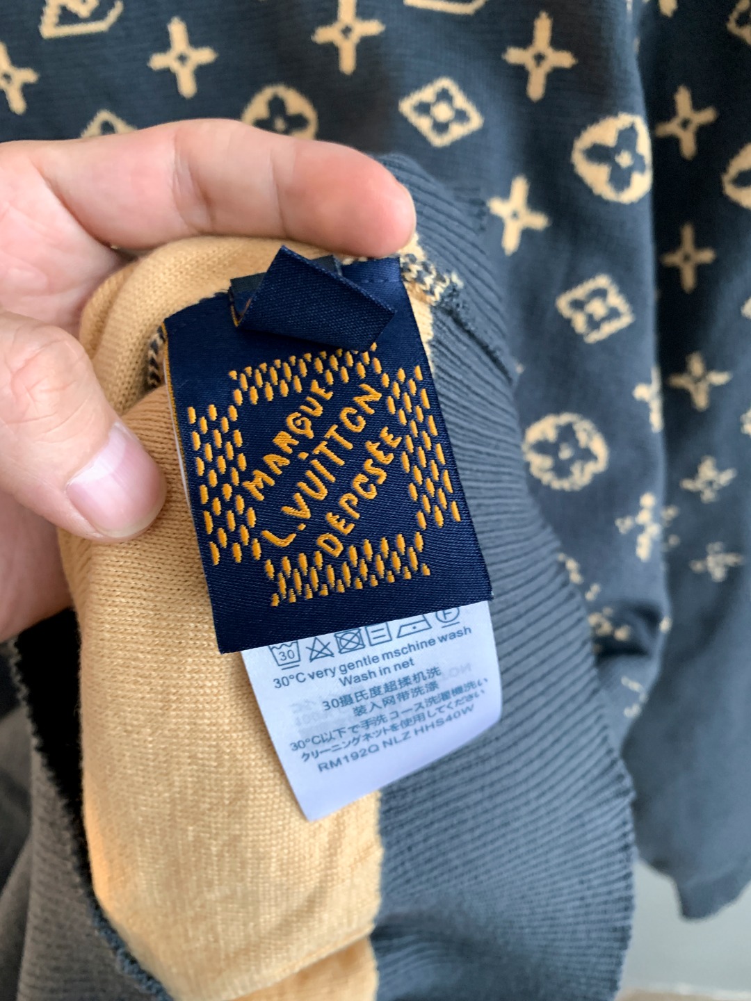 Louis Vuitton Unisex Sweatshirt Size S-XXL