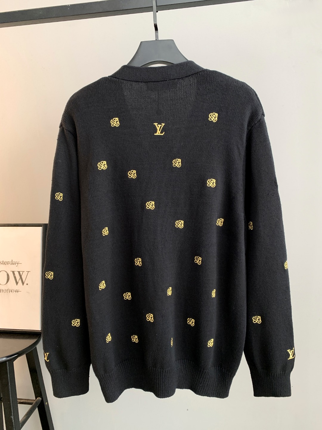 Louis Vuitton Unisex Sweatshirt Size S-XXL