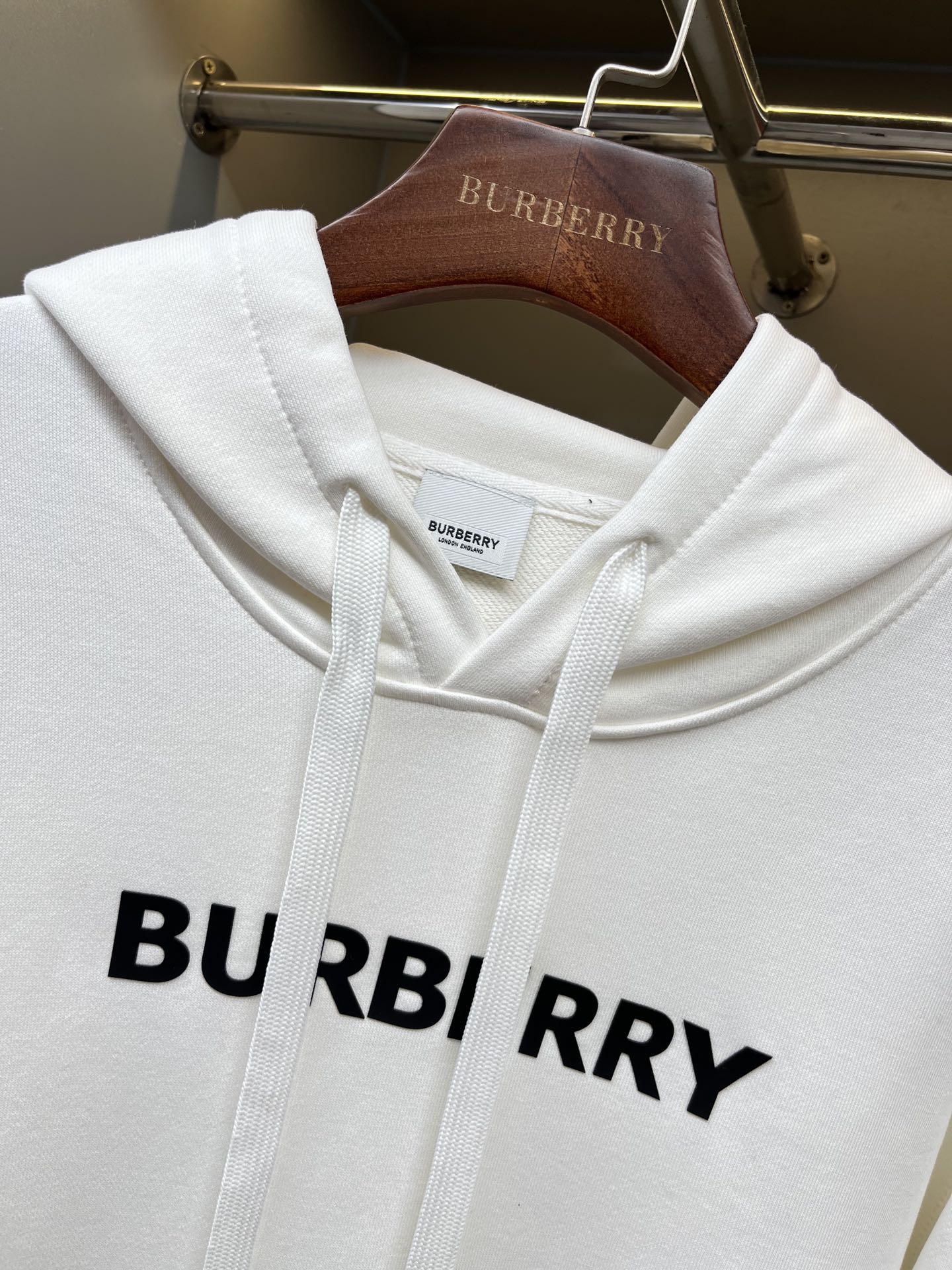 Burberry Unisex Sweatshirt Size S-XXL
