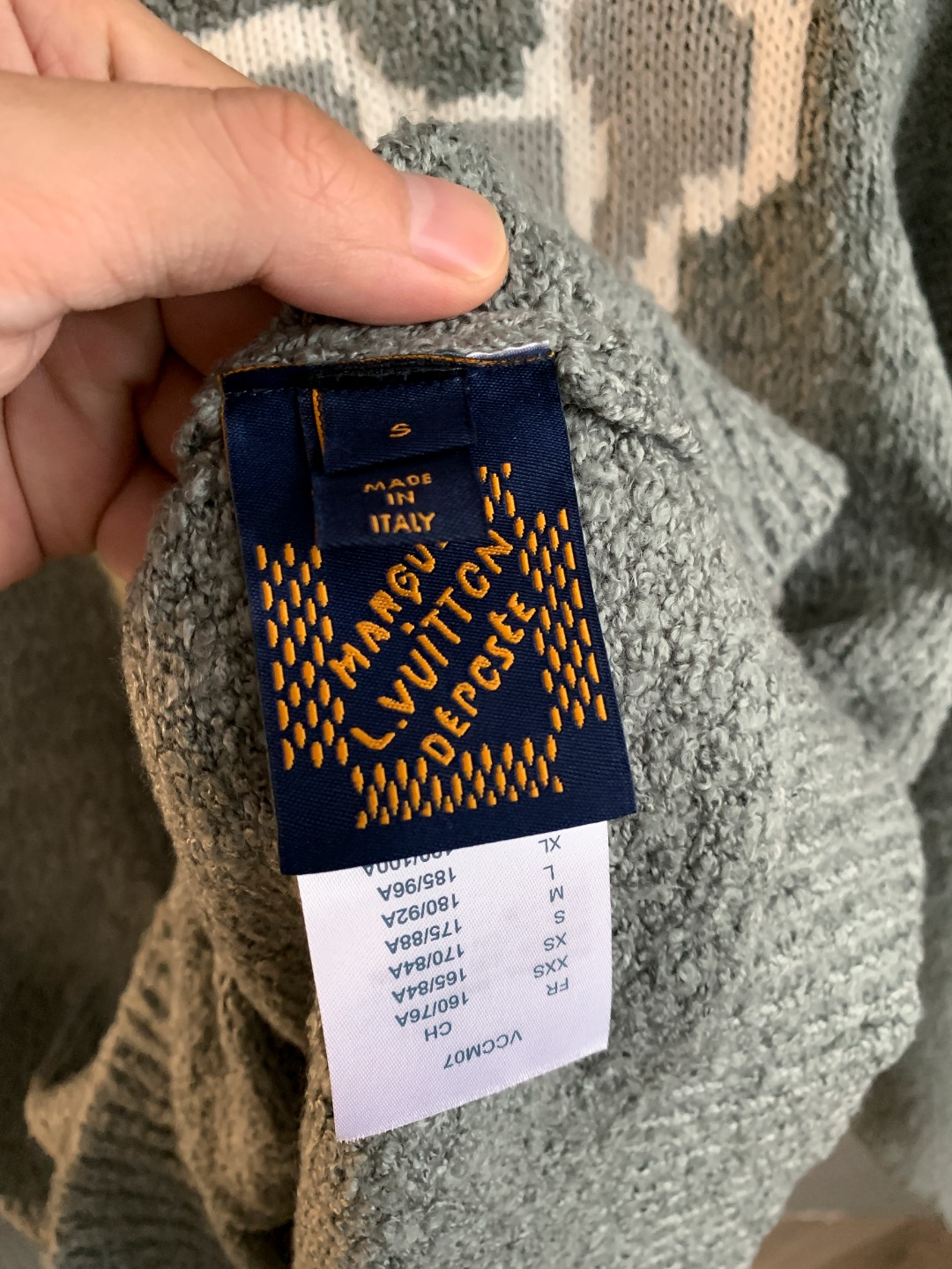 Louis Vuitton Unisex Sweatshirt Size S-XXL