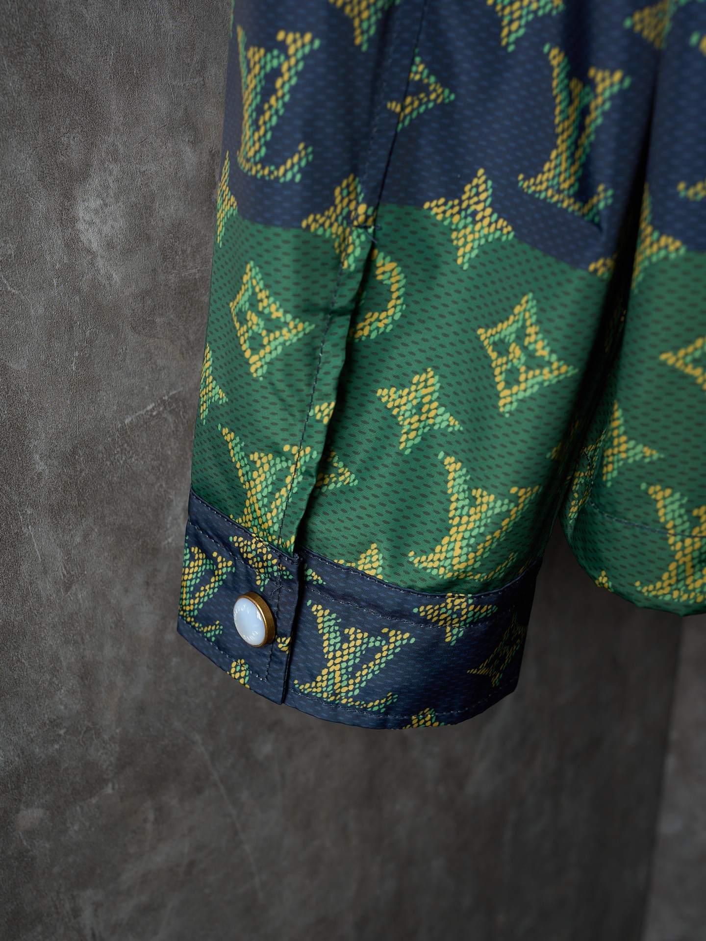 Louis Vuitton Unisex Jacket Size S-XL