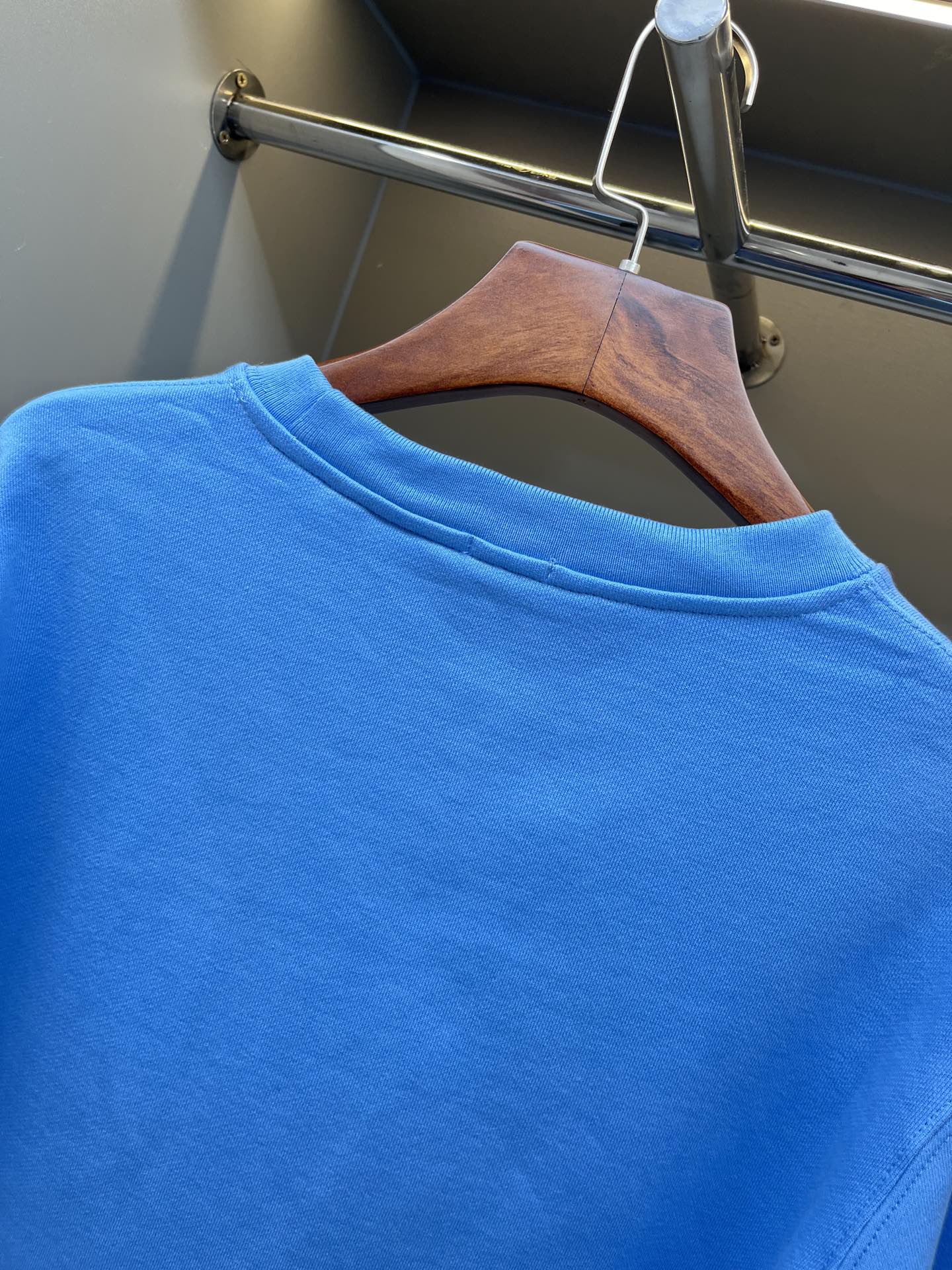 Burberry Unisex Sweatshirt Size S-XXL