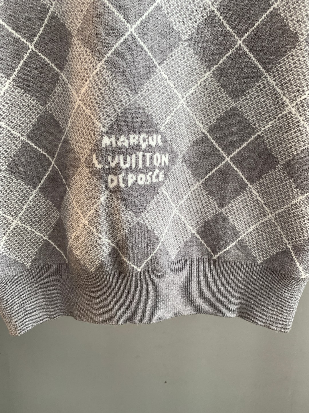 Louis Vuitton Unisex Sweatshirt Size S-XXL