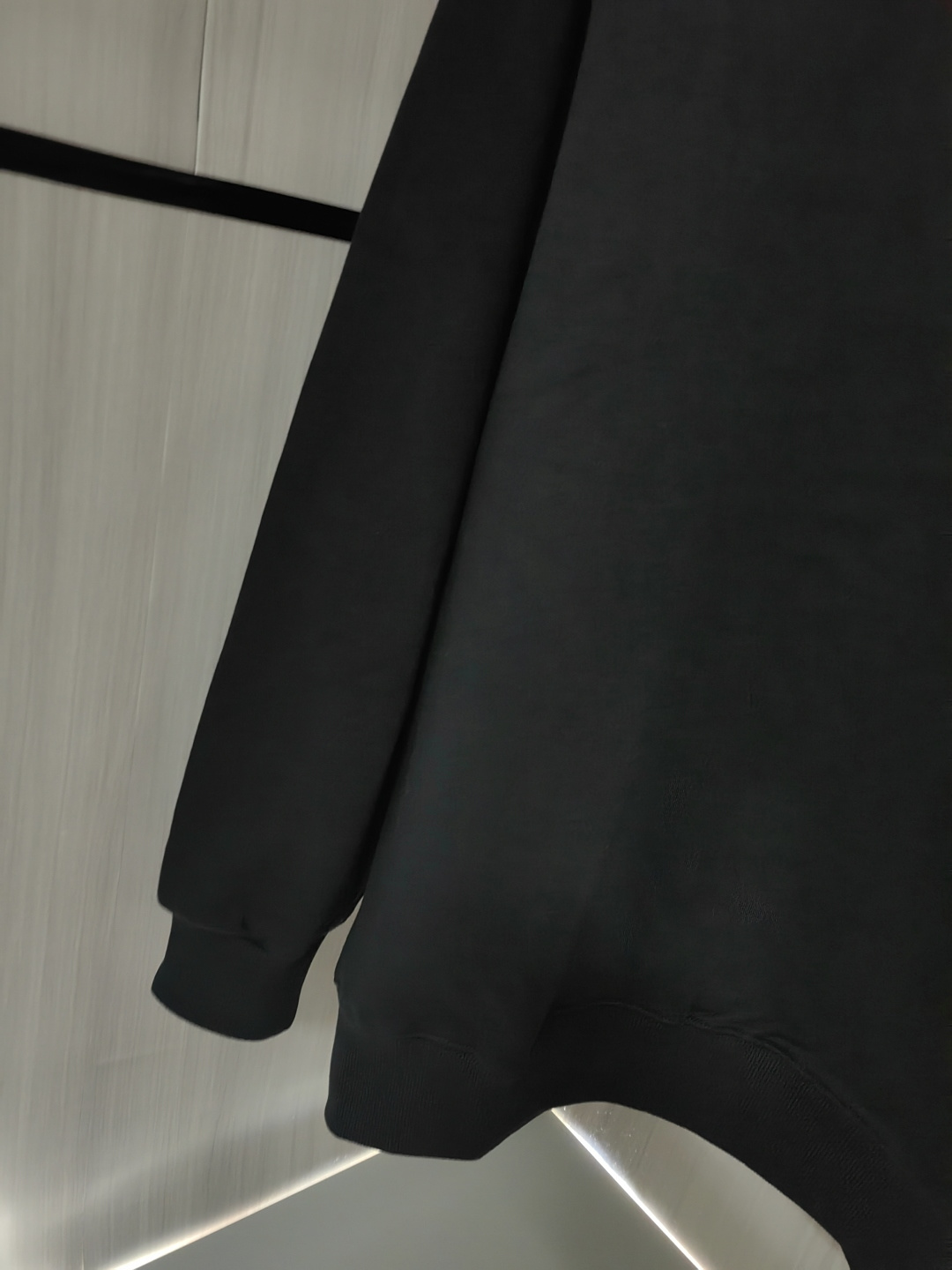 Fendi Unisex Sweatshirt Size S-XL