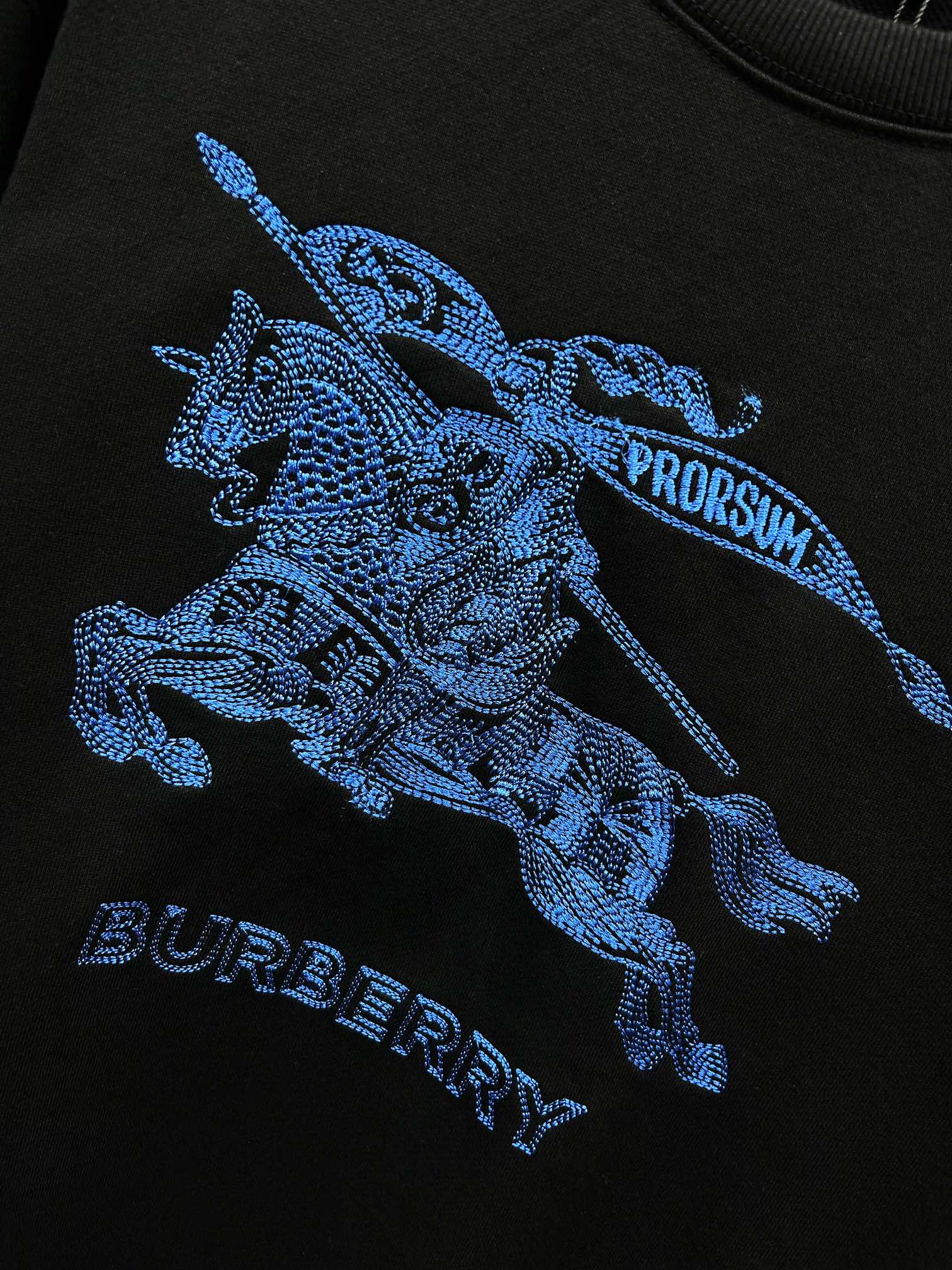 Burberry Unisex Sweatshirt Size S-XXL