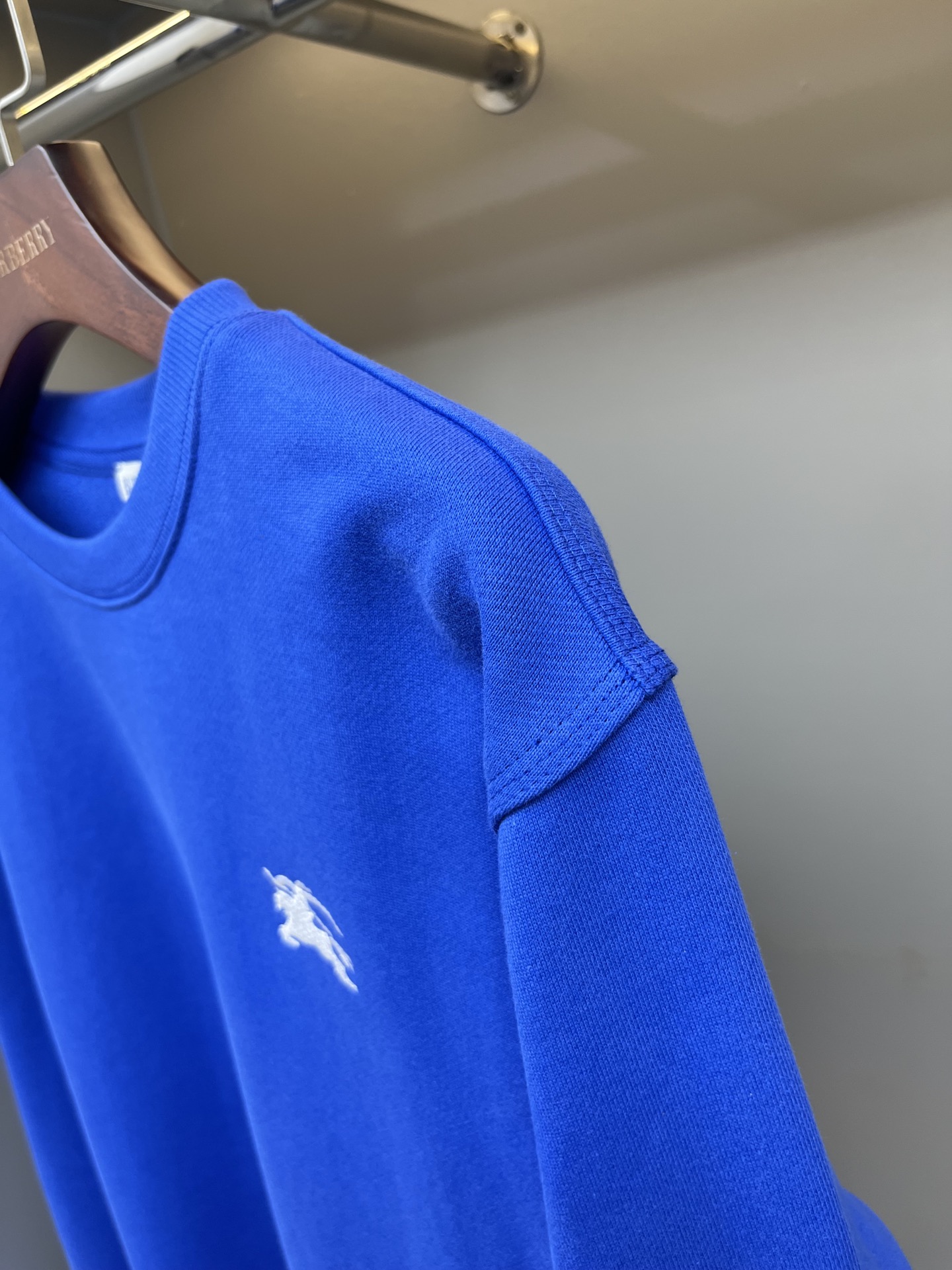 Burberry Unisex Sweatshirt Size S-XXL