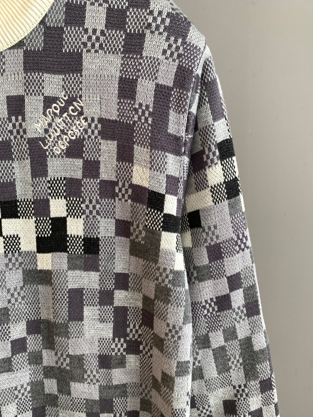 Louis Vuitton Unisex Sweatshirt Size S-XXL