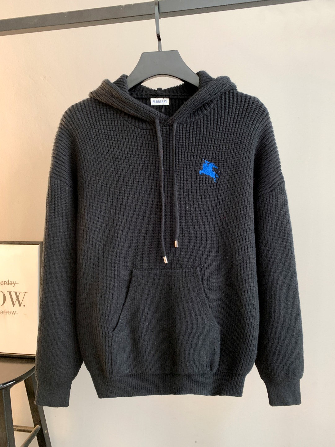 Burberry Unisex Sweatshirt Size S-XXL