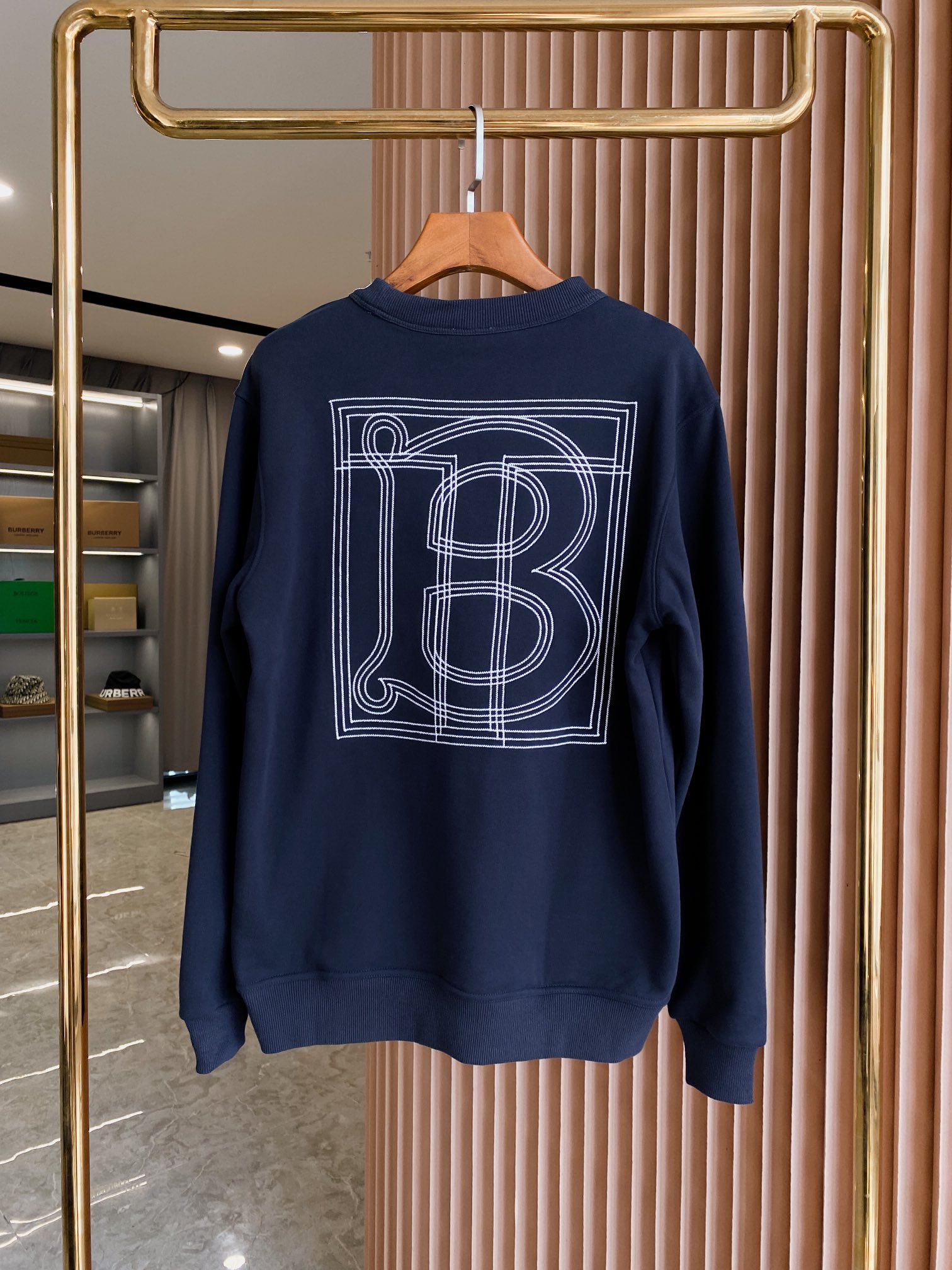 Burberry Unisex Sweatshirt Size S-XXL