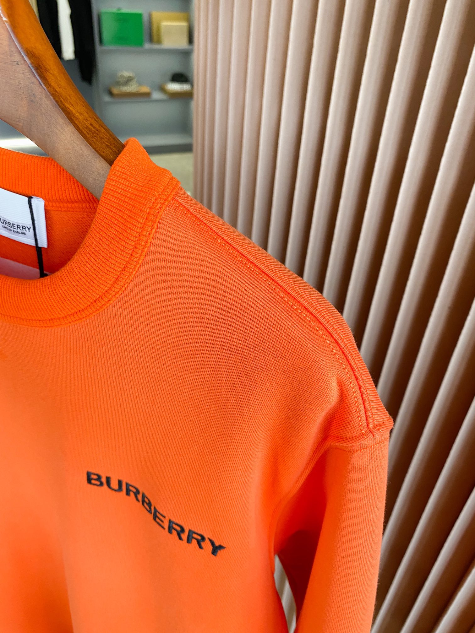 Burberry Unisex Sweatshirt Size S-XXL