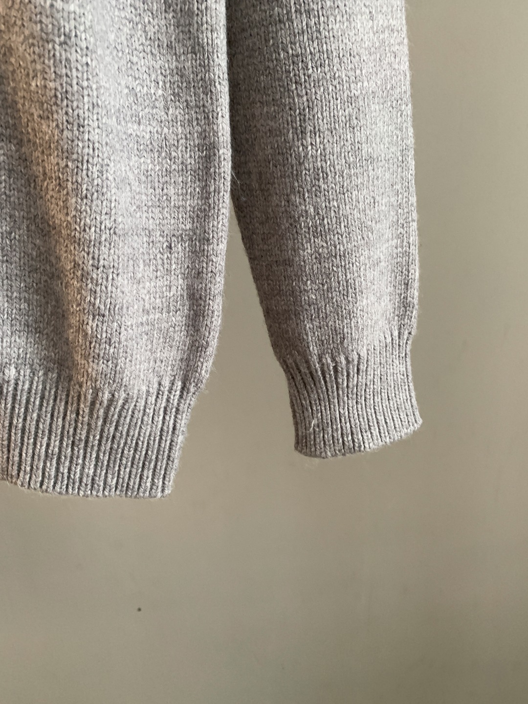 Burberry Unisex Sweatshirt Size S-XXL