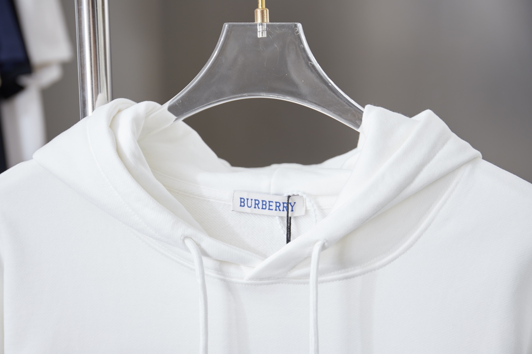 Burberry Unisex Sweatshirt Size S-XL