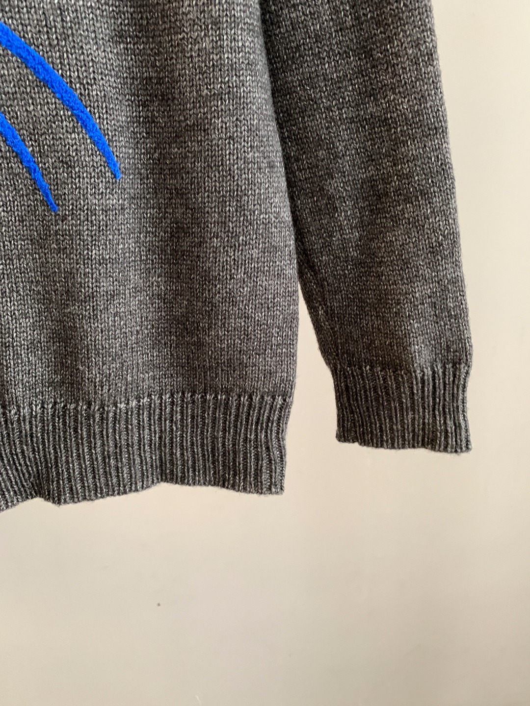 Burberry Unisex Sweatshirt Size S-XXL