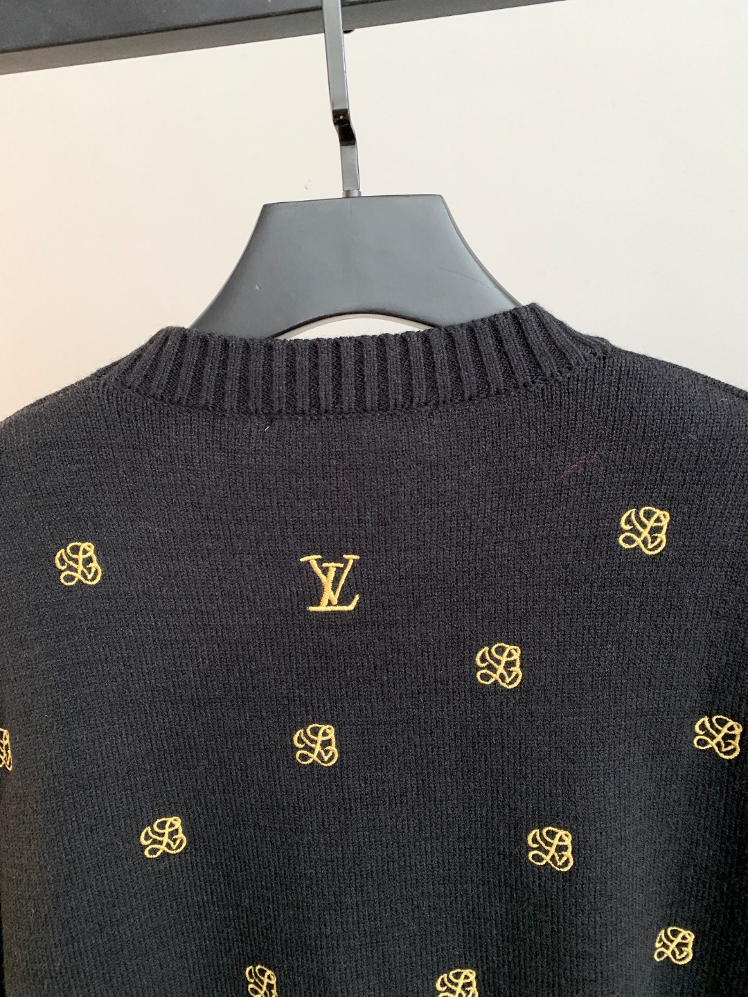 Louis Vuitton Unisex Sweatshirt Size S-XXL