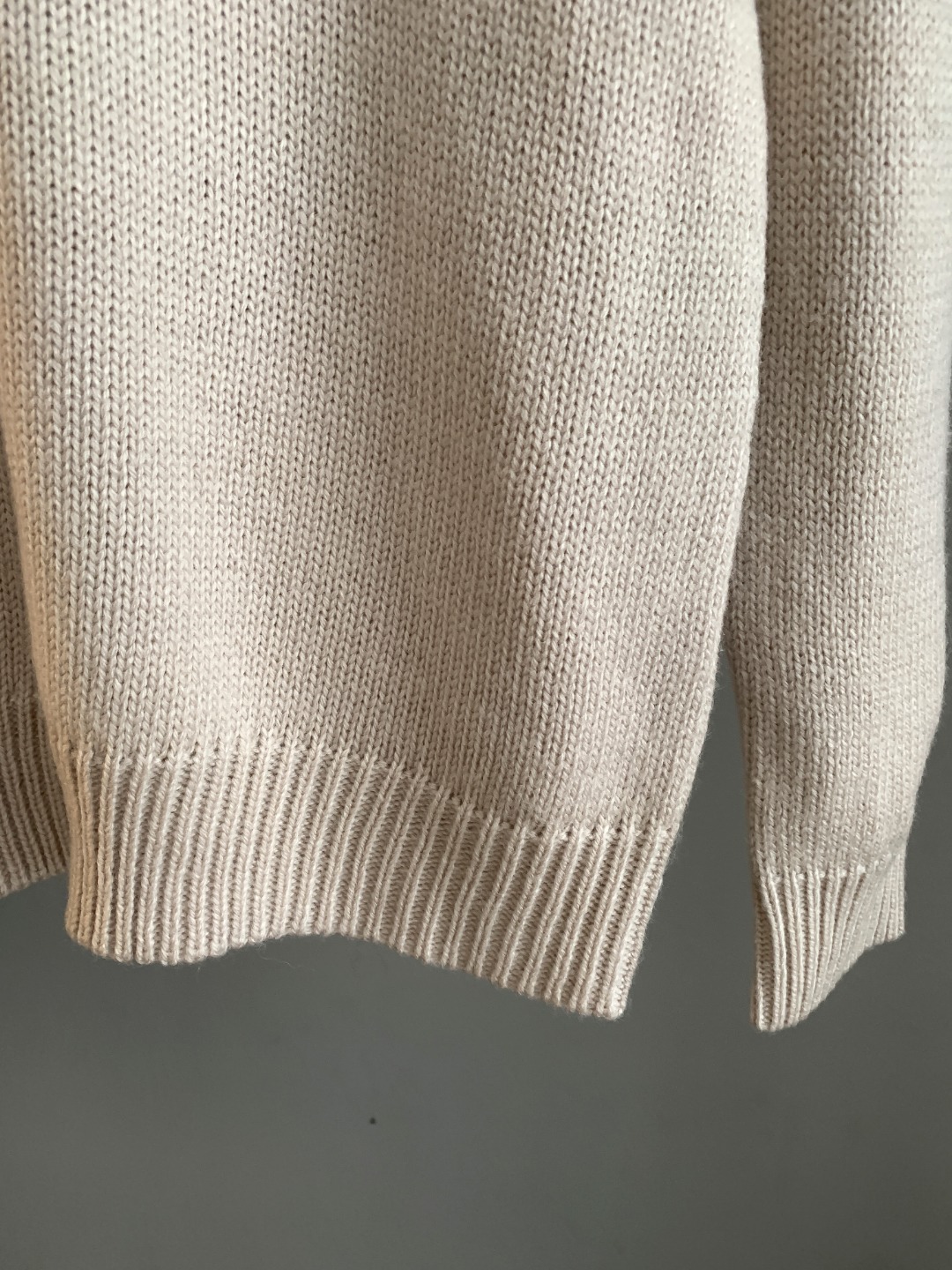 Burberry Unisex Sweatshirt Size S-XXL