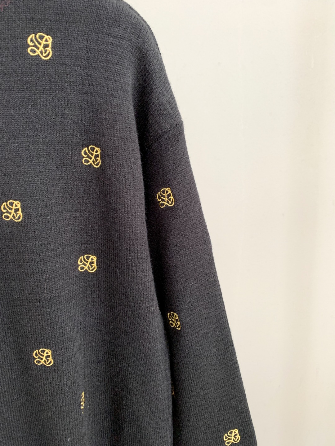 Louis Vuitton Unisex Sweatshirt Size S-XXL