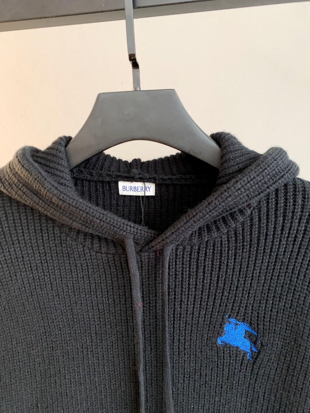 Burberry Unisex Sweatshirt Size S-XXL