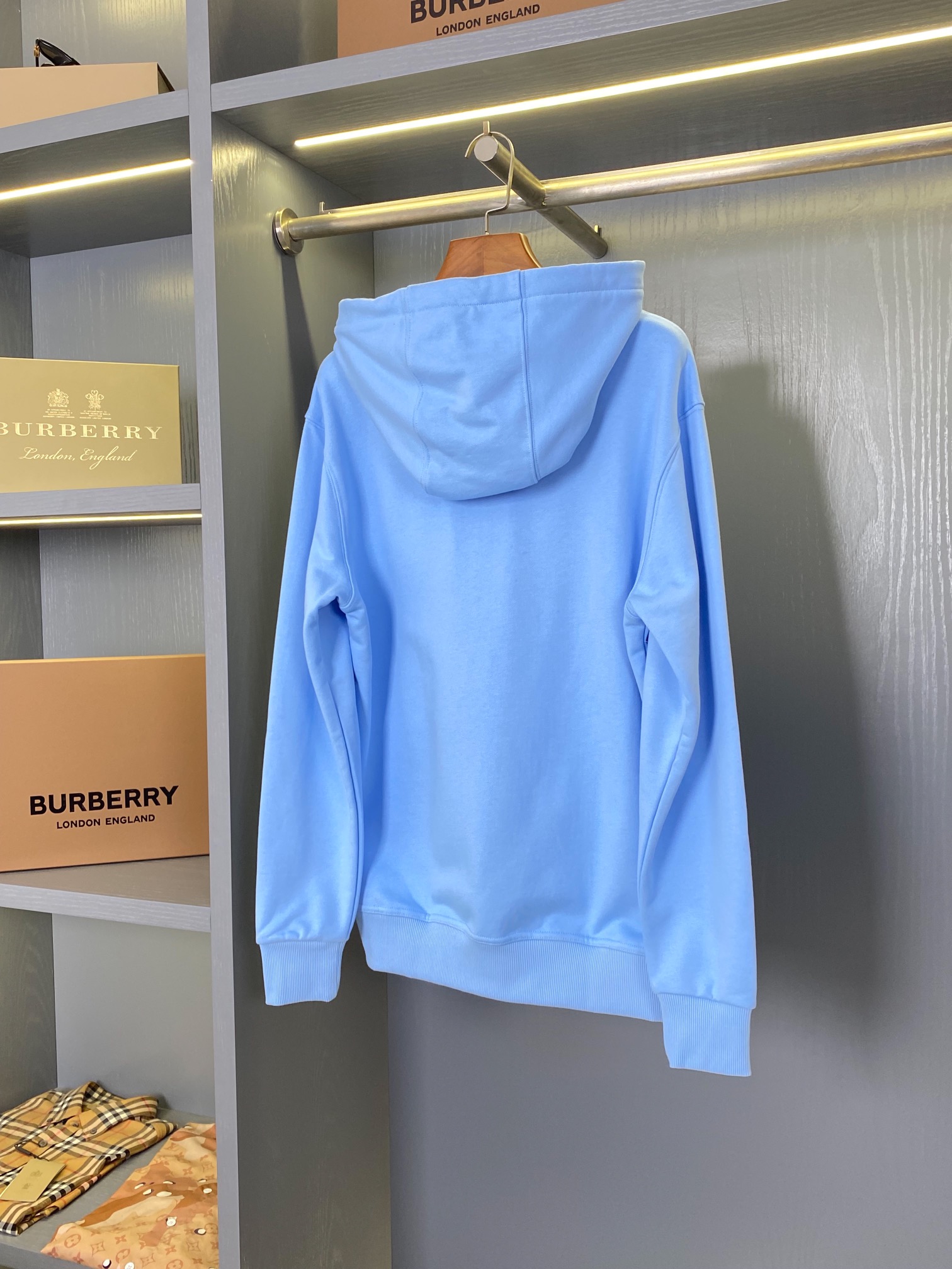 Burberry Unisex Sweatshirt Size S-XXL