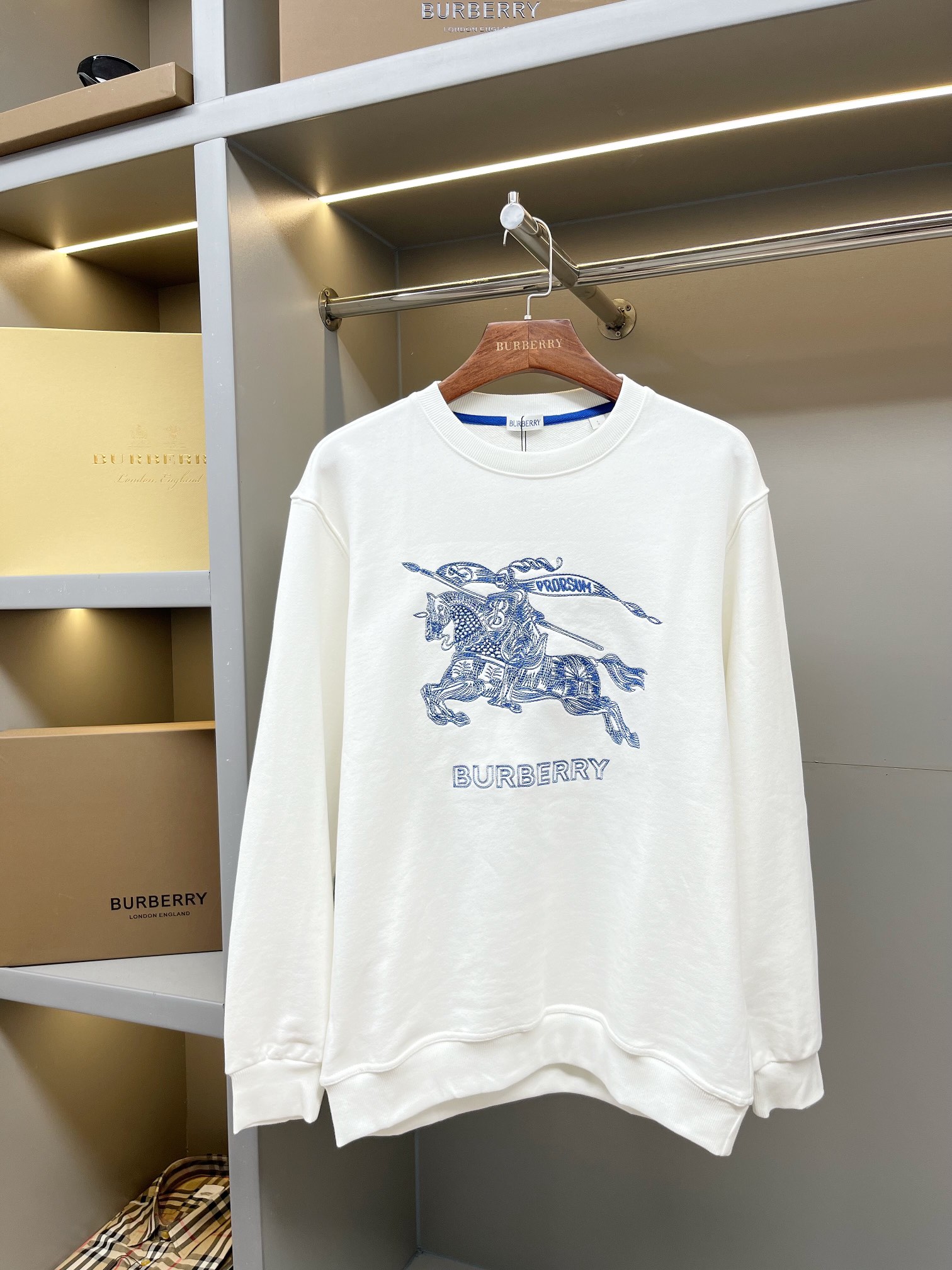 Burberry Unisex Sweatshirt Size S-XXL