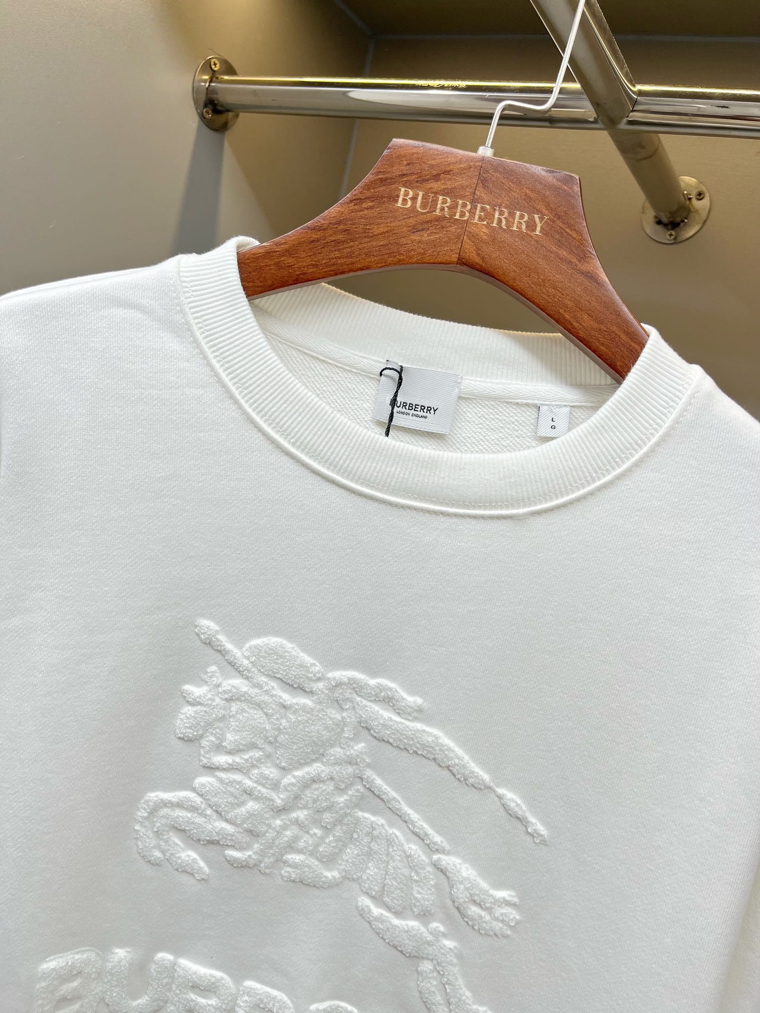 Burberry Unisex Sweatshirt Size S-XXL