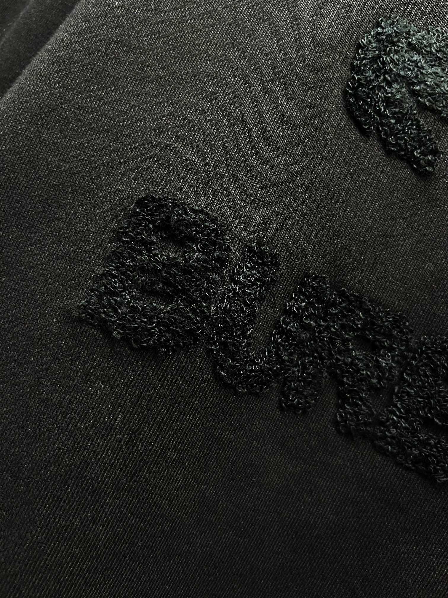 Burberry Unisex Sweatshirt Size S-XXL