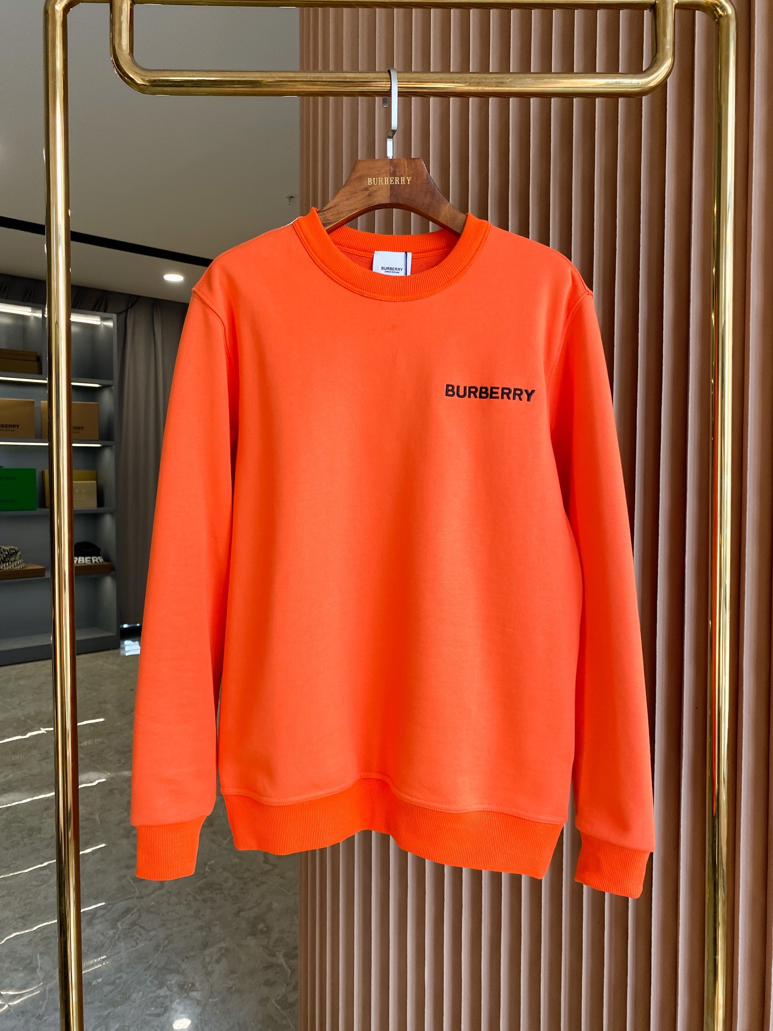 Burberry Unisex Sweatshirt Size S-XXL