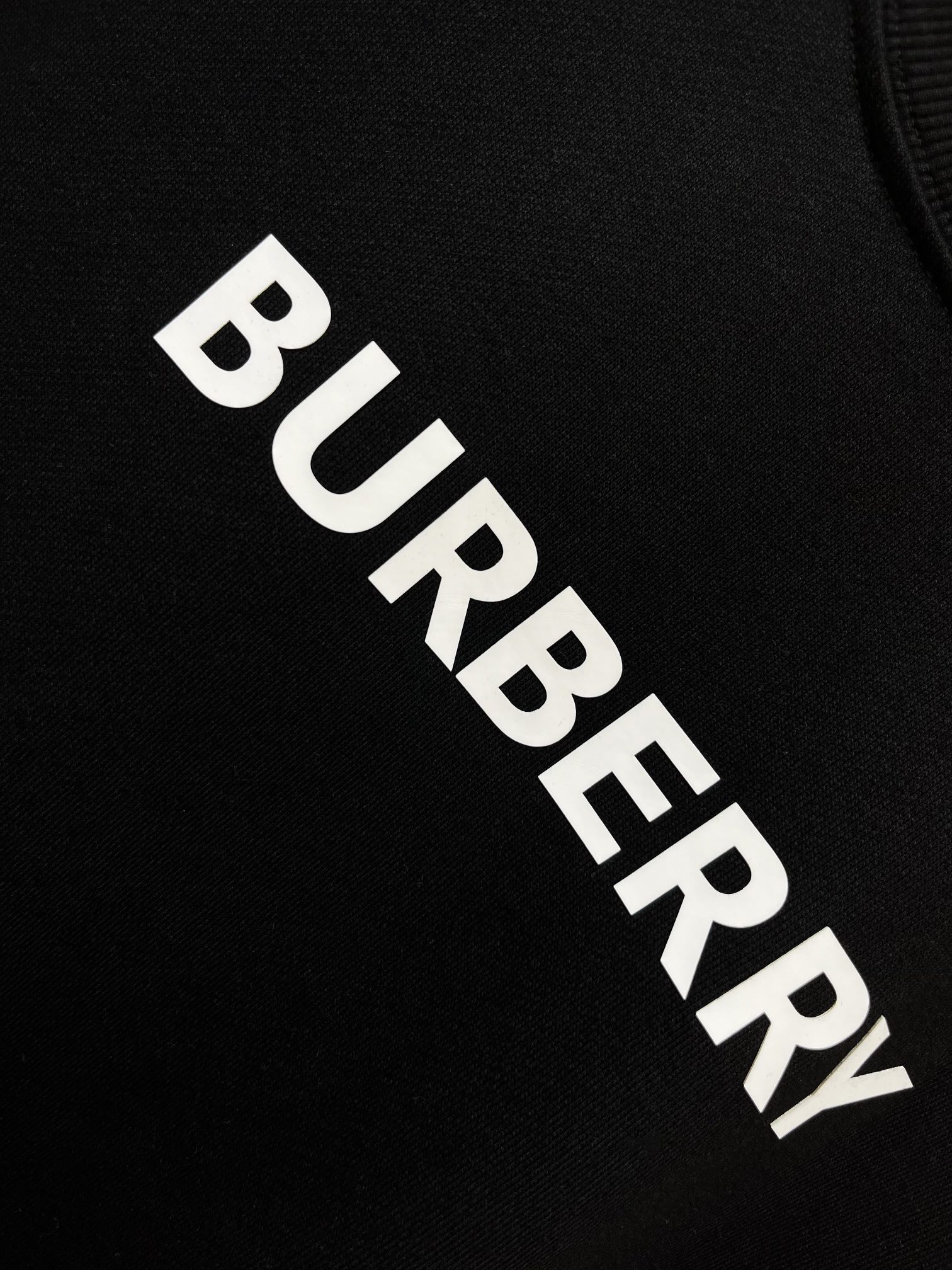Burberry Unisex Sweatshirt Size S-XXL