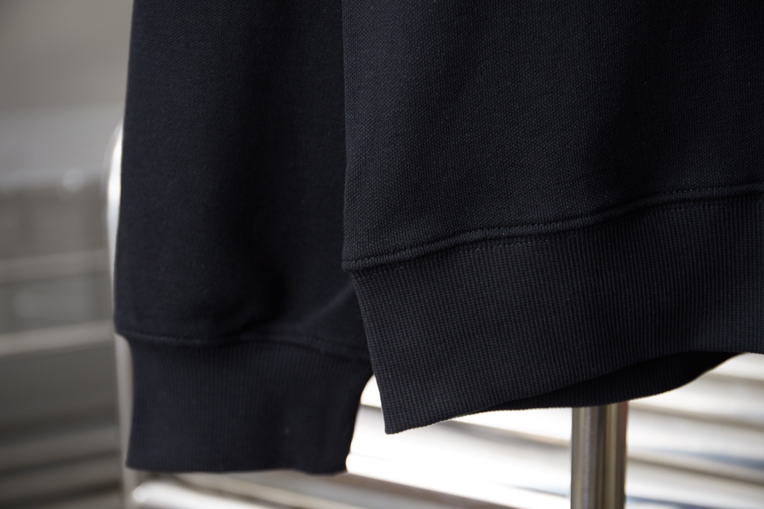 Gucci Unisex Sweatshirt Size S-XL