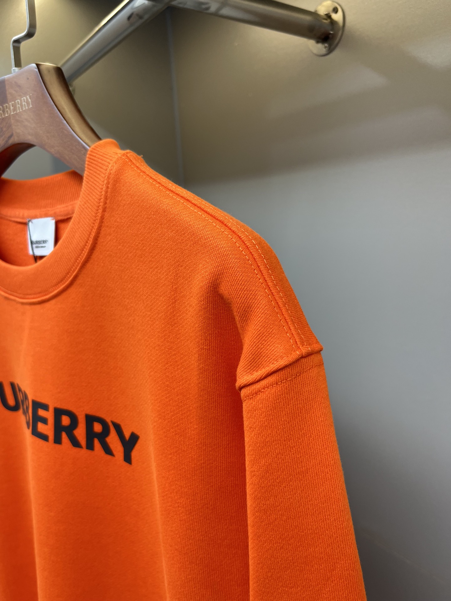 Burberry Unisex Sweatshirt Size S-XXL