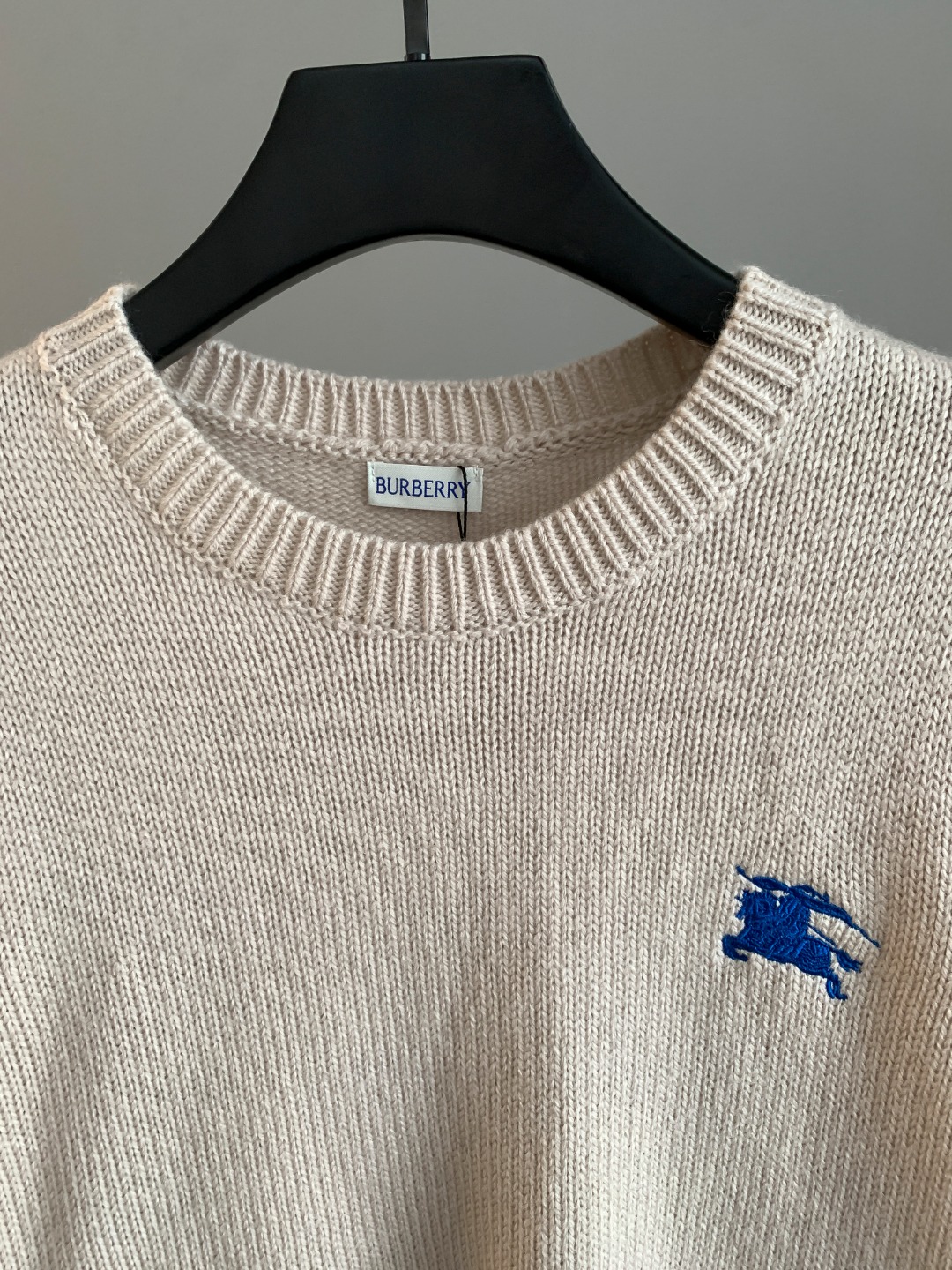 Burberry Unisex Sweatshirt Size S-XXL