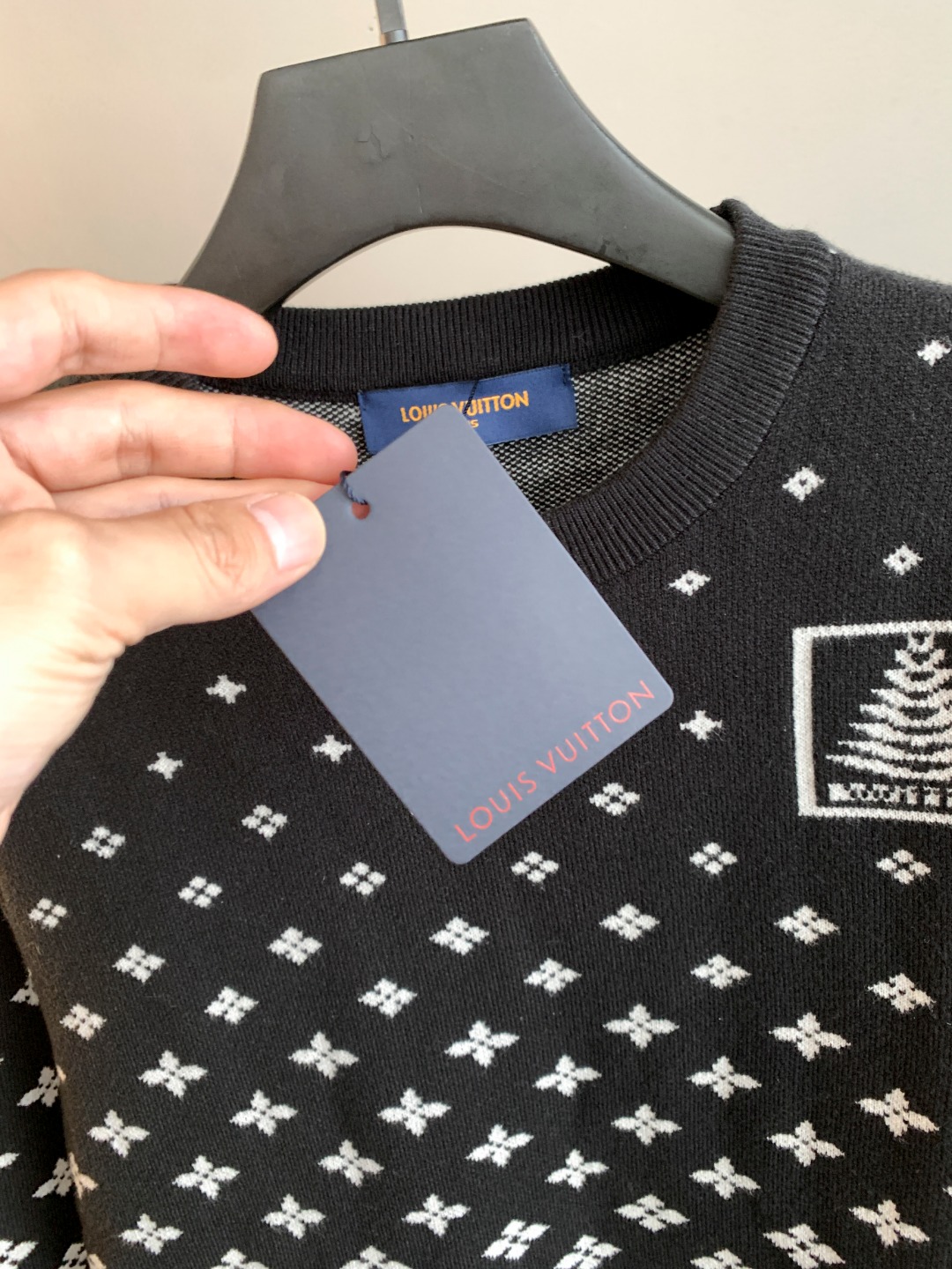 Louis Vuitton Unisex Sweatshirt Size S-XXL