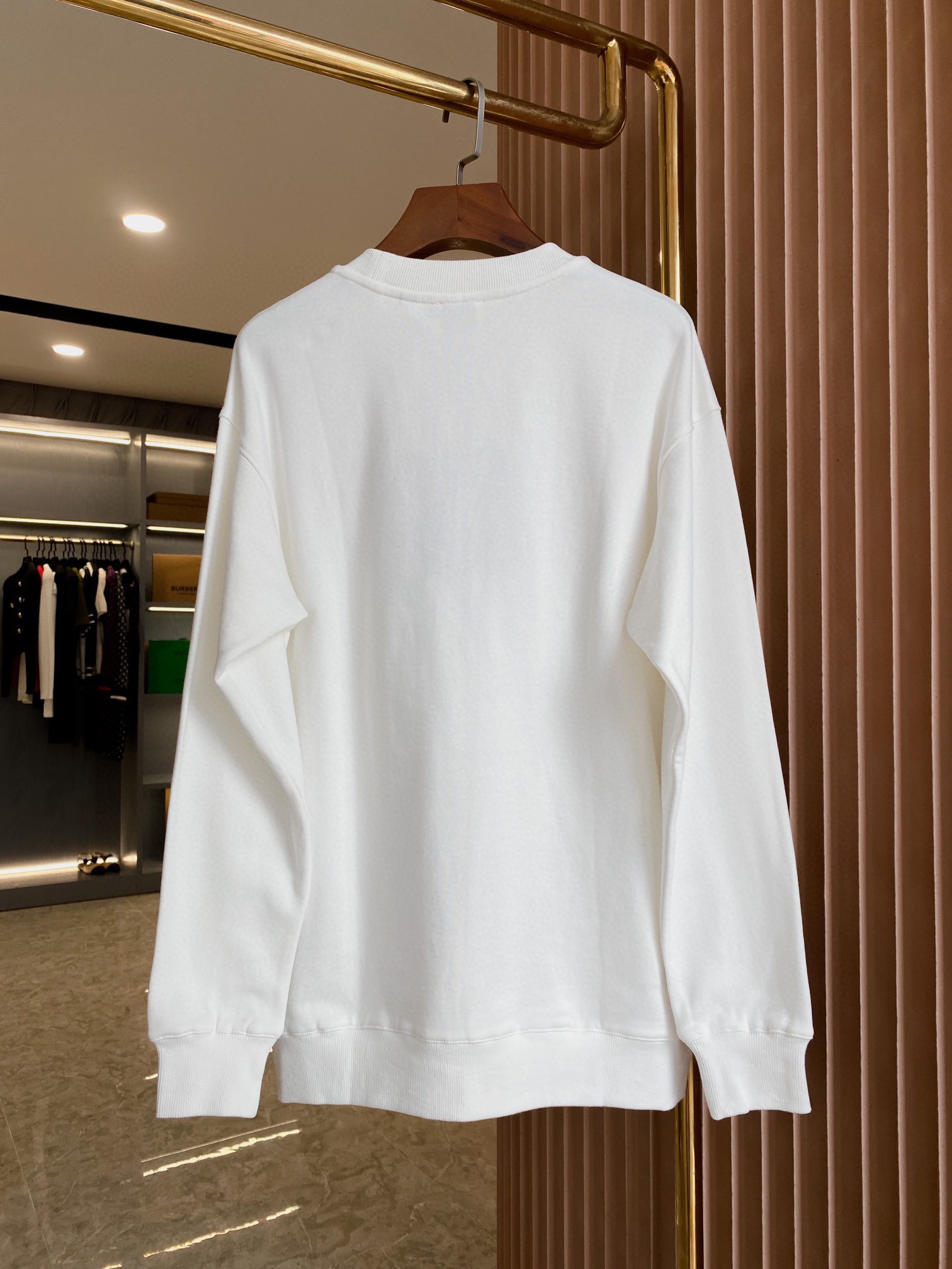 Burberry Unisex Sweatshirt Size S-XXL