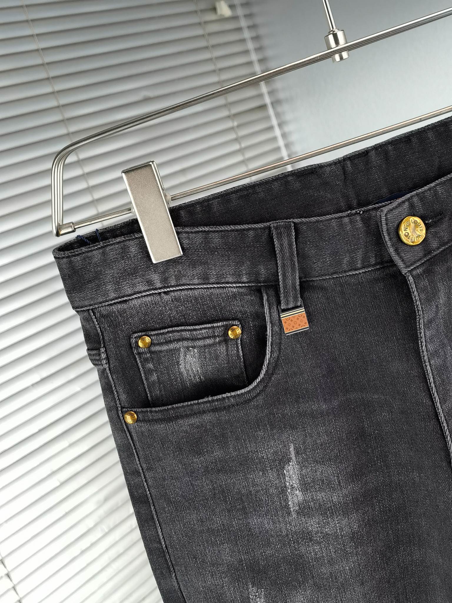 Louis Vuitton Jeans Men Size 29-42