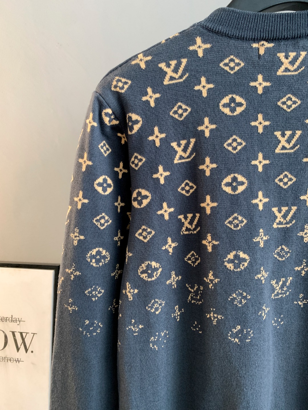 Louis Vuitton Unisex Sweatshirt Size S-XXL