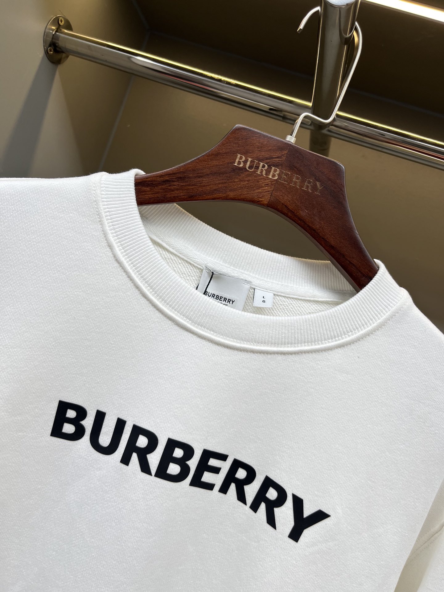 Burberry Unisex Sweatshirt Size S-XXL