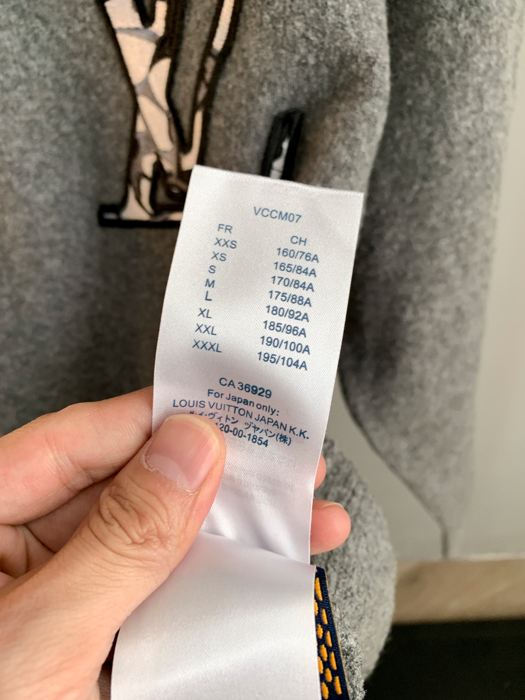 Louis Vuitton Unisex Sweatshirt Size S-XXL