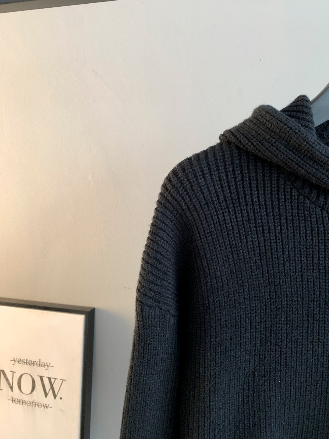 Burberry Unisex Sweatshirt Size S-XXL