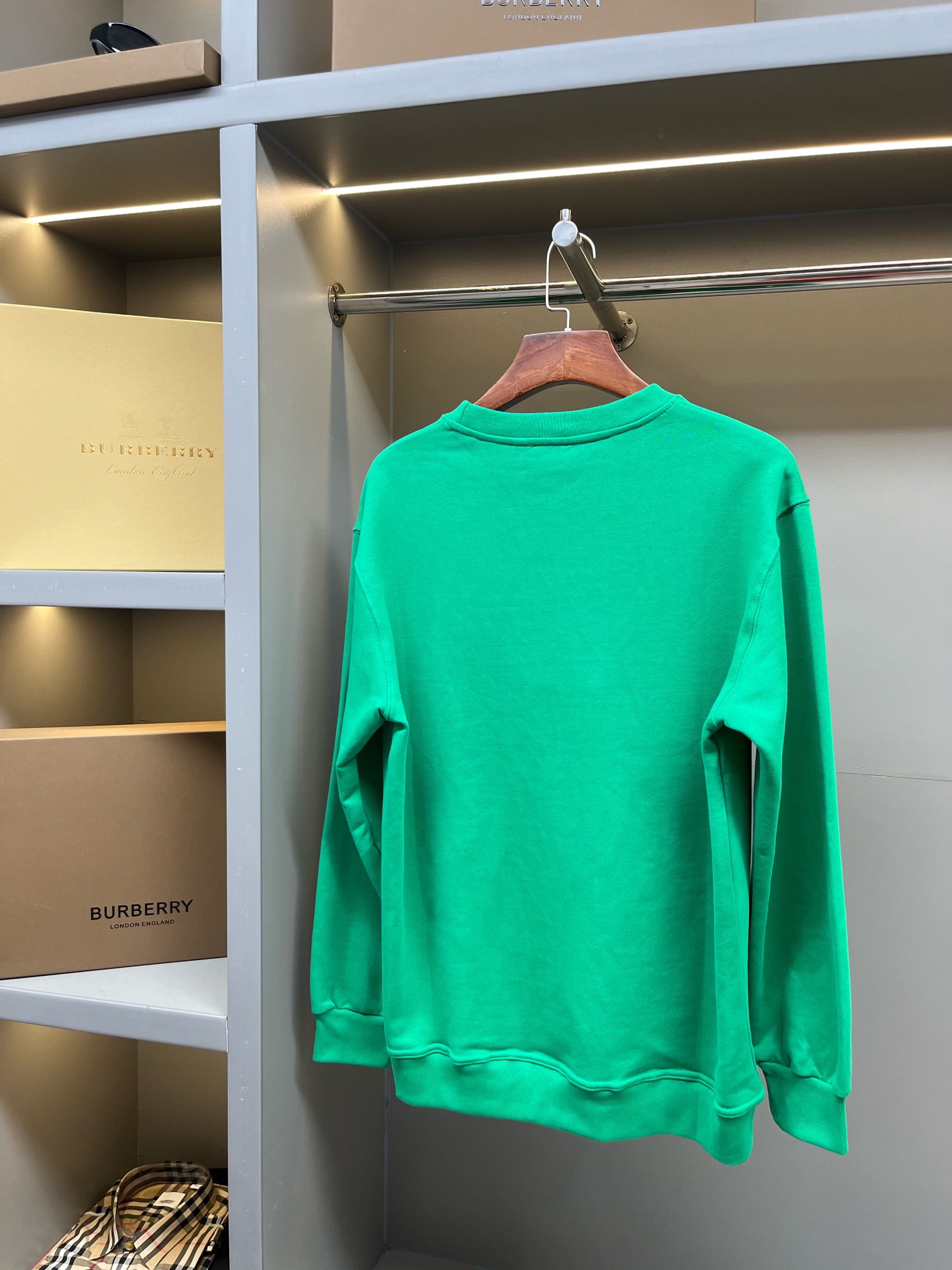 Burberry Unisex Sweatshirt Size S-XXL