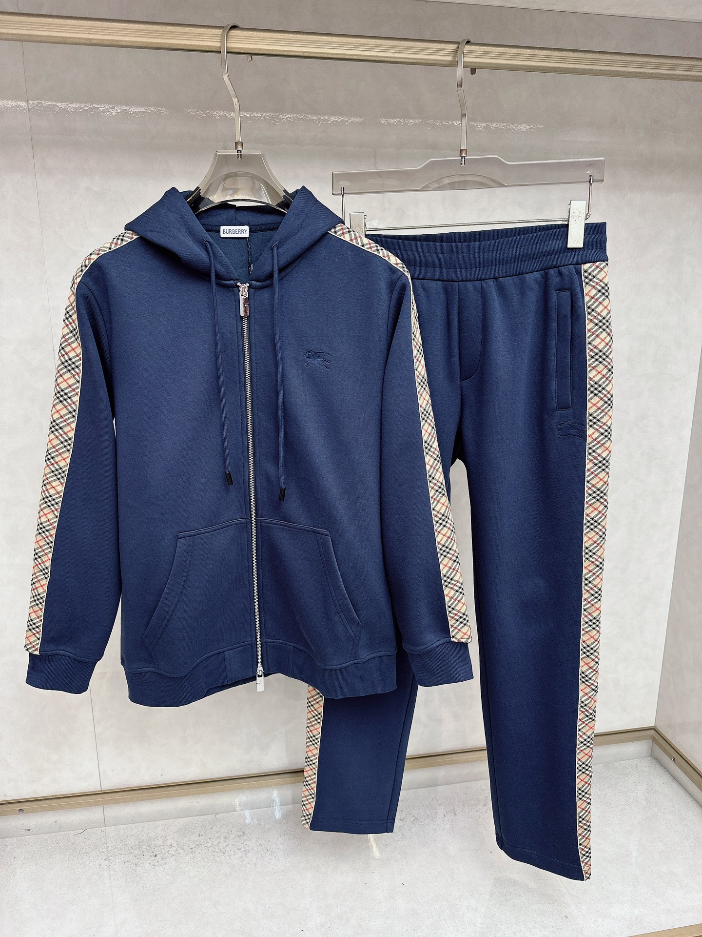 Burberry 25ss Jogging Suits Size M-2XL