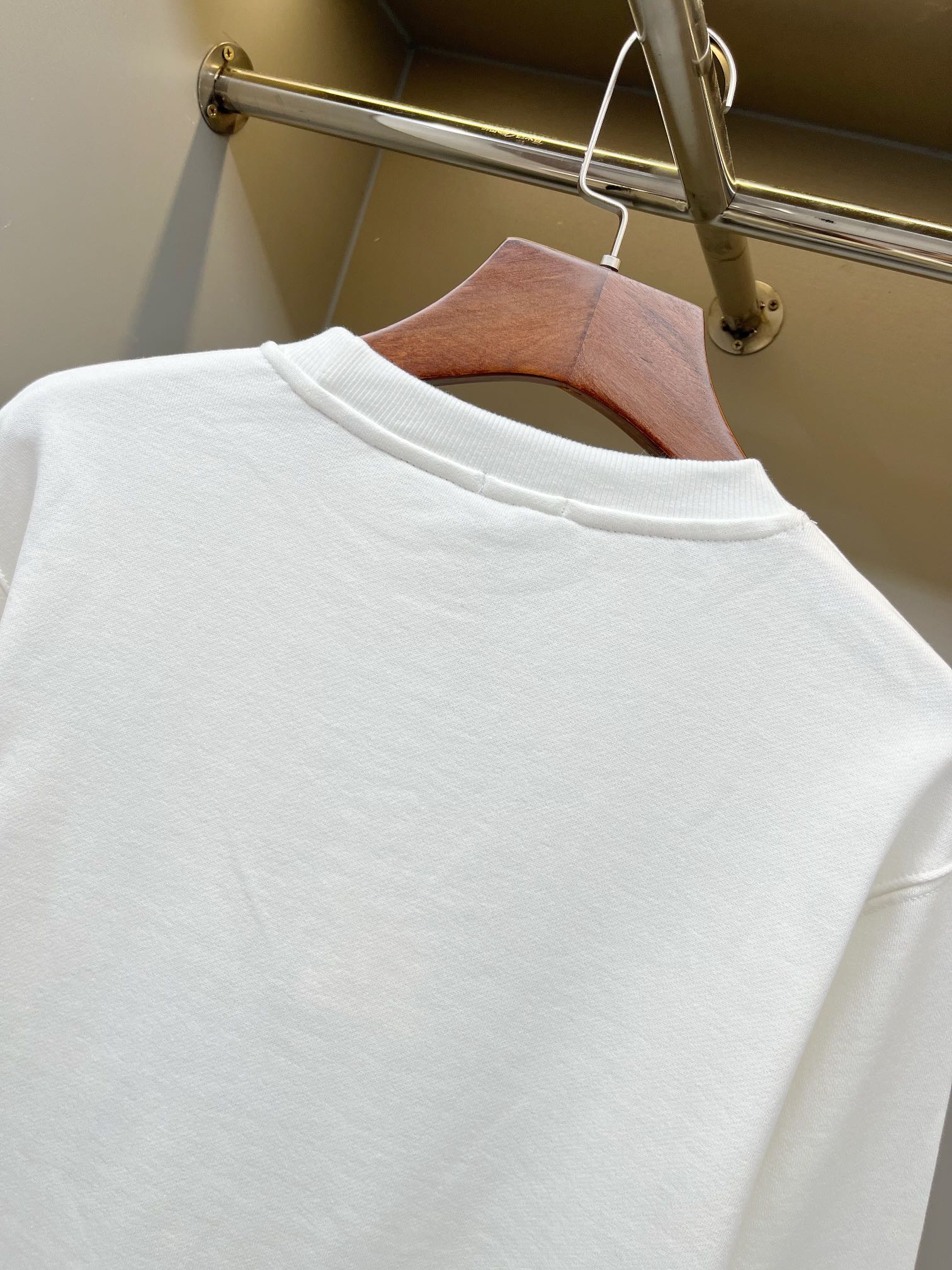 Burberry Unisex Sweatshirt Size S-XXL