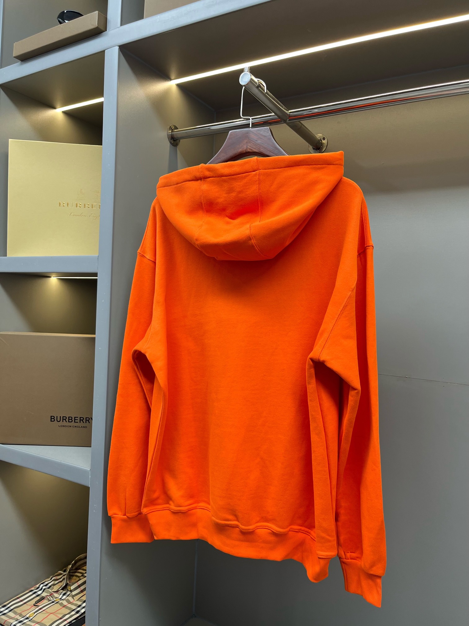 Burberry Unisex Sweatshirt Size S-XXL