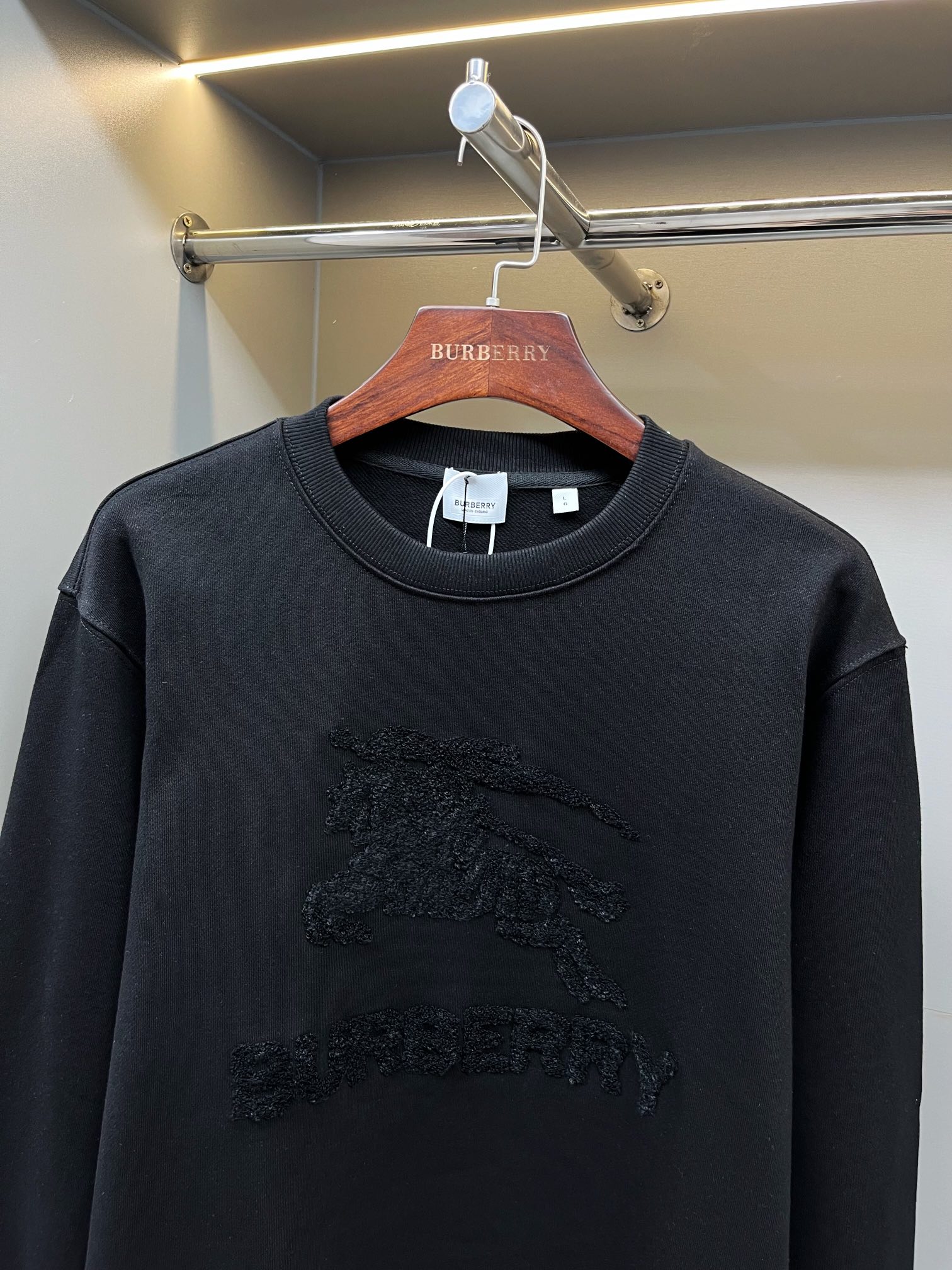 Burberry Unisex Sweatshirt Size S-XXL