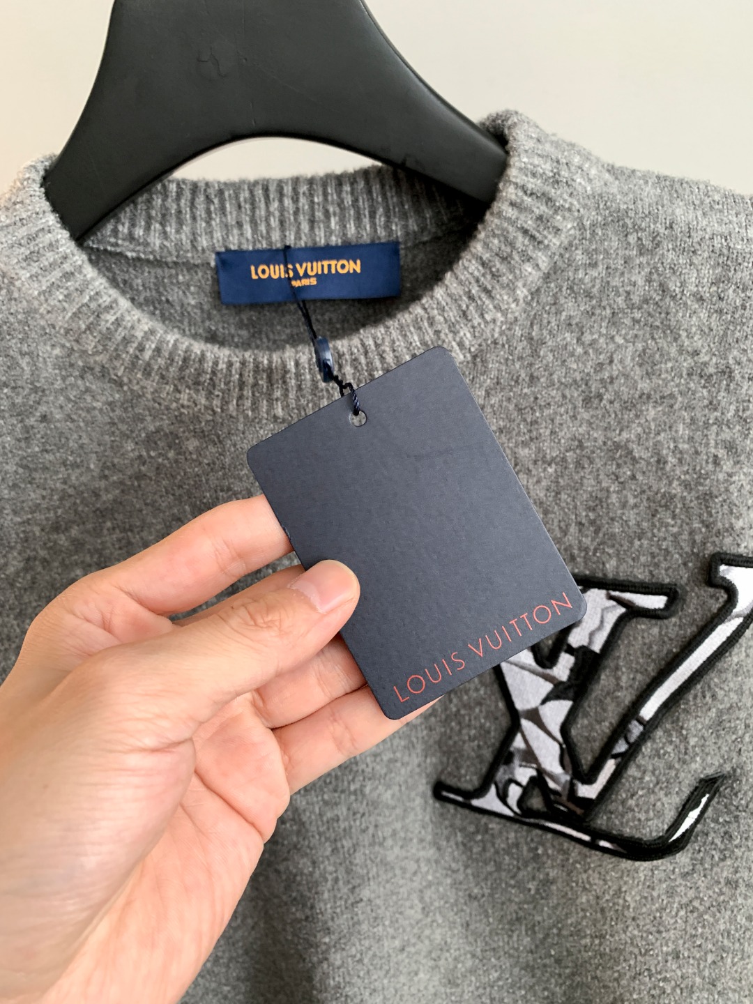 Louis Vuitton Unisex Sweatshirt Size S-XXL