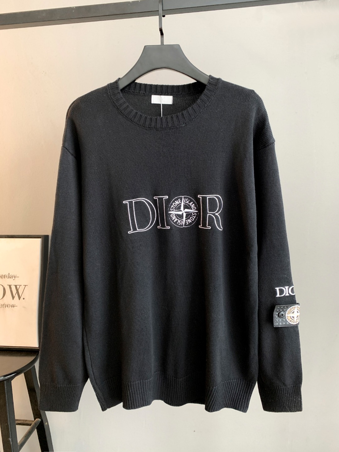 Dior Unisex Sweatshirt Size S-XXL