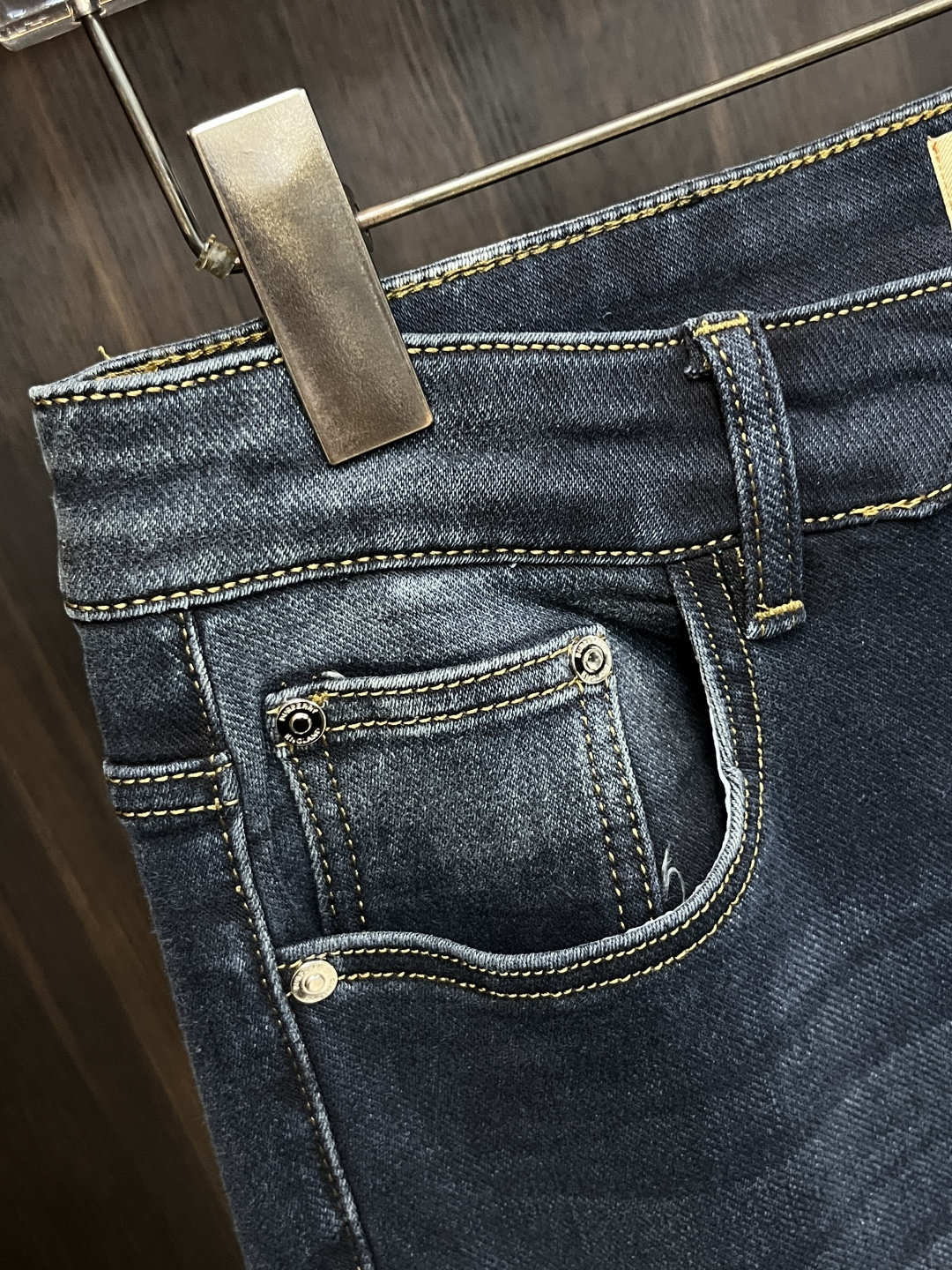 Burberry Jeans Men Size 29-38