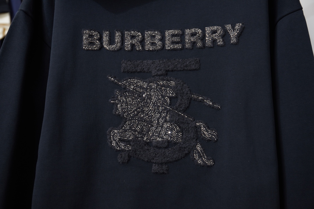 Burberry Unisex Sweatshirt Size S-XL