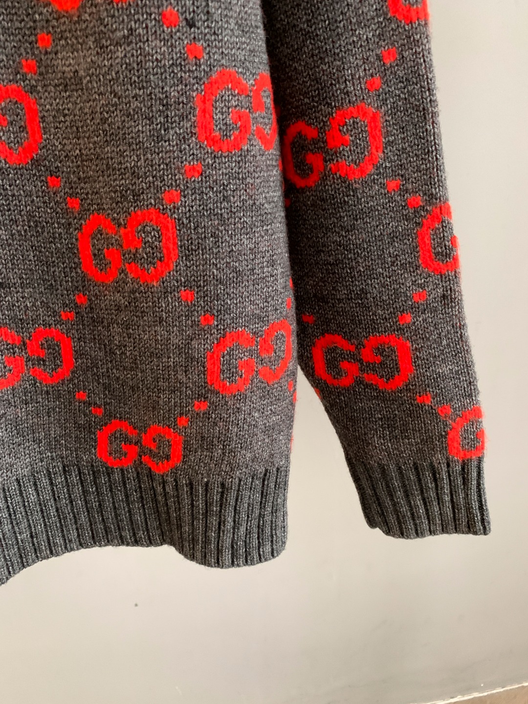 Gucci Unisex Sweatshirt Size S-XXL